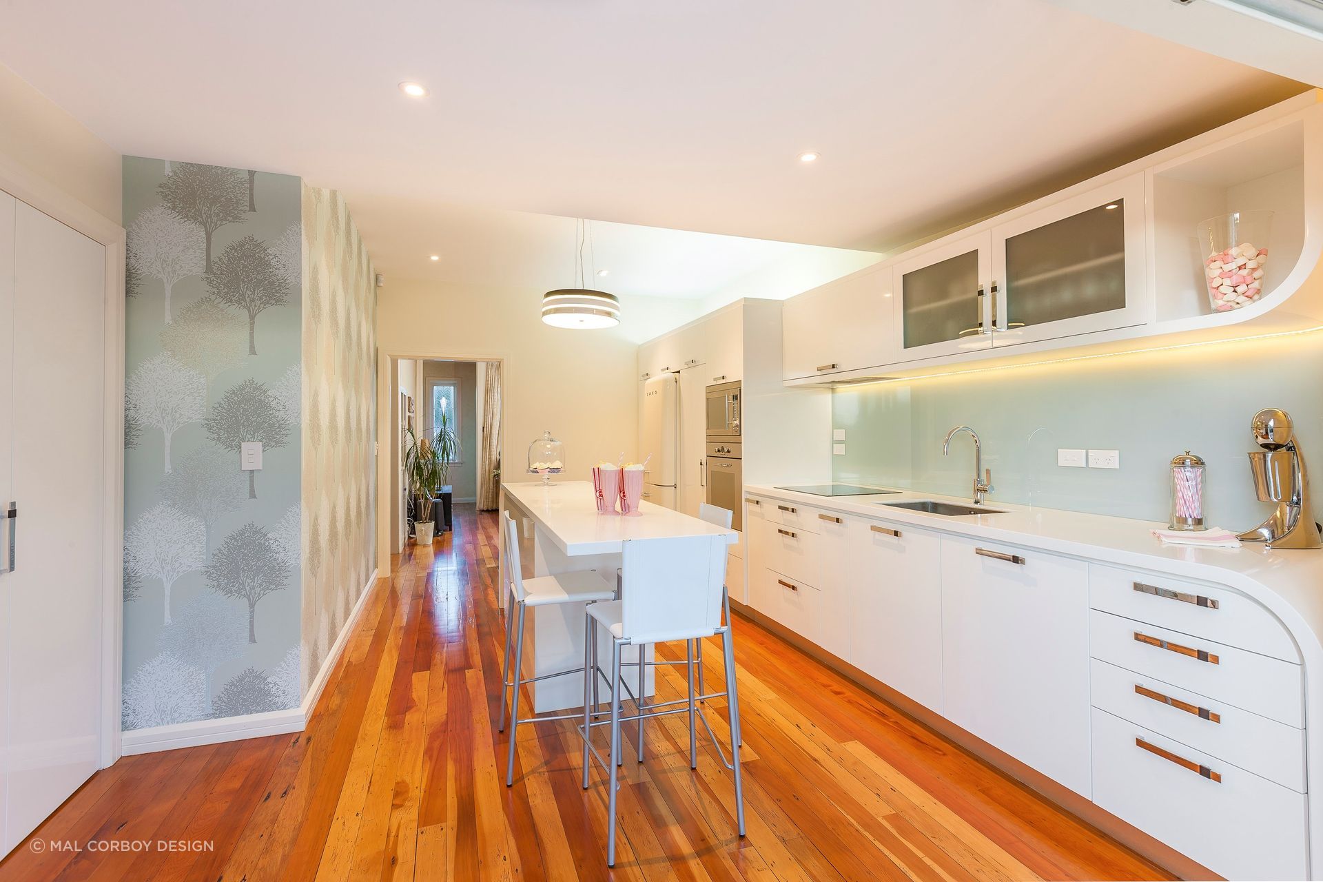 This Art Deco renovation in Mount Eden is wonderfully designed and furnished with some inclusions like light fittings and appliances that personify the era. | Photography: Kallan MacLeod