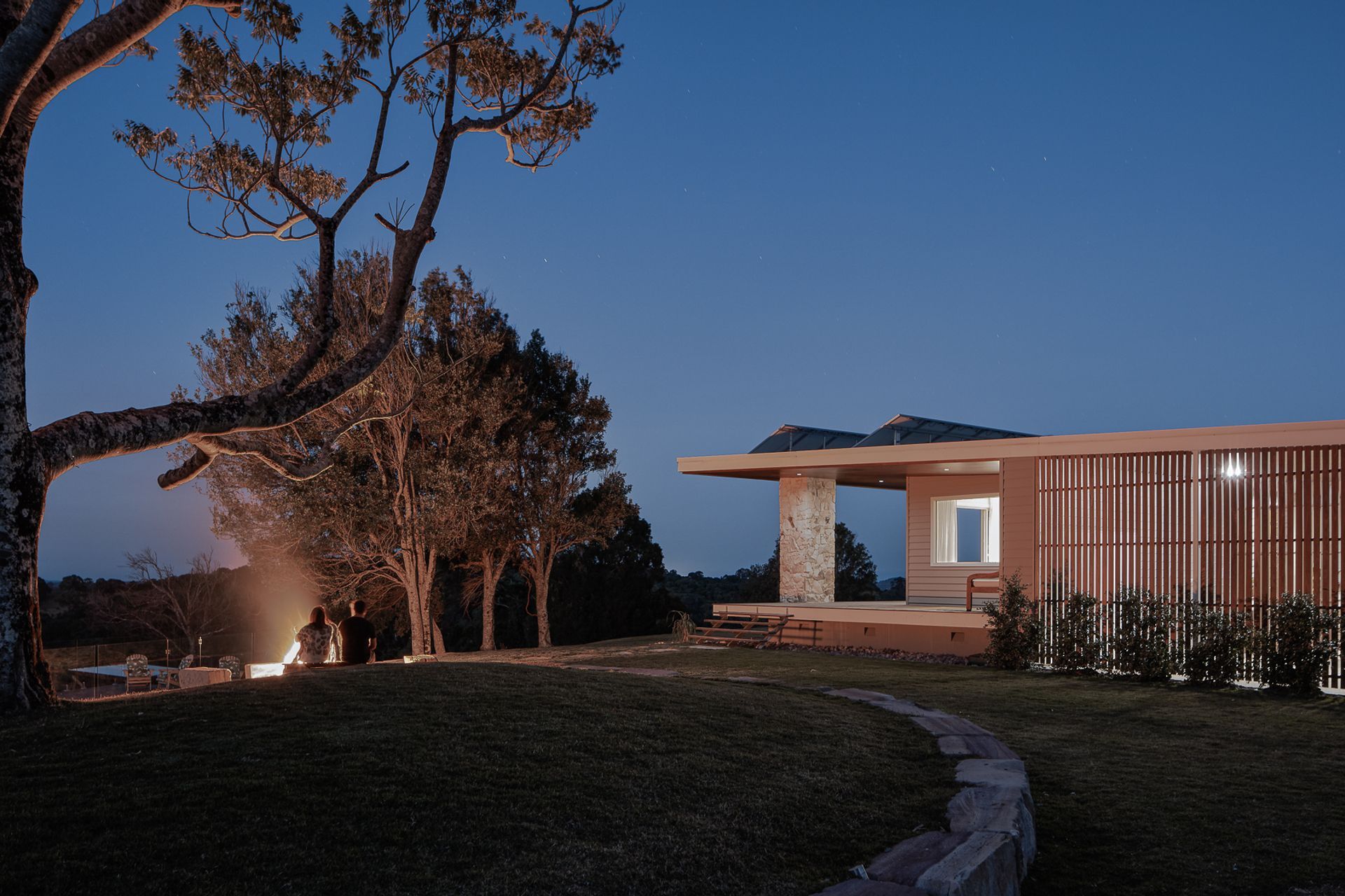 Black Mountain Residence by Morriarchi Architecture | Photography by Andy Macpherson
