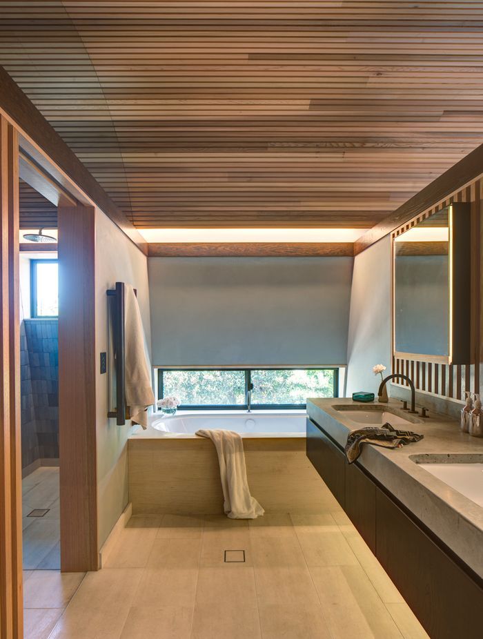 It was important for the lighting to complement the warm hue of the timber elements in this project.