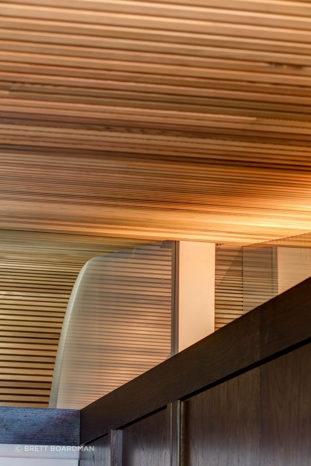 “If we can create a wash of light across the ceiling, it helps travel the light through the space. It is a good general light across the surface, but at night it also helps to lift and accentuate the curve of the ceiling,” says Harper-Pell.