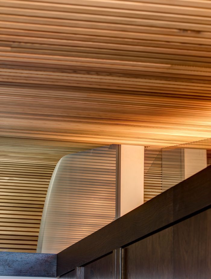 “If we can create a wash of light across the ceiling, it helps travel the light through the space. It is a good general light across the surface, but at night it also helps to lift and accentuate the curve of the ceiling,” says Harper-Pell.