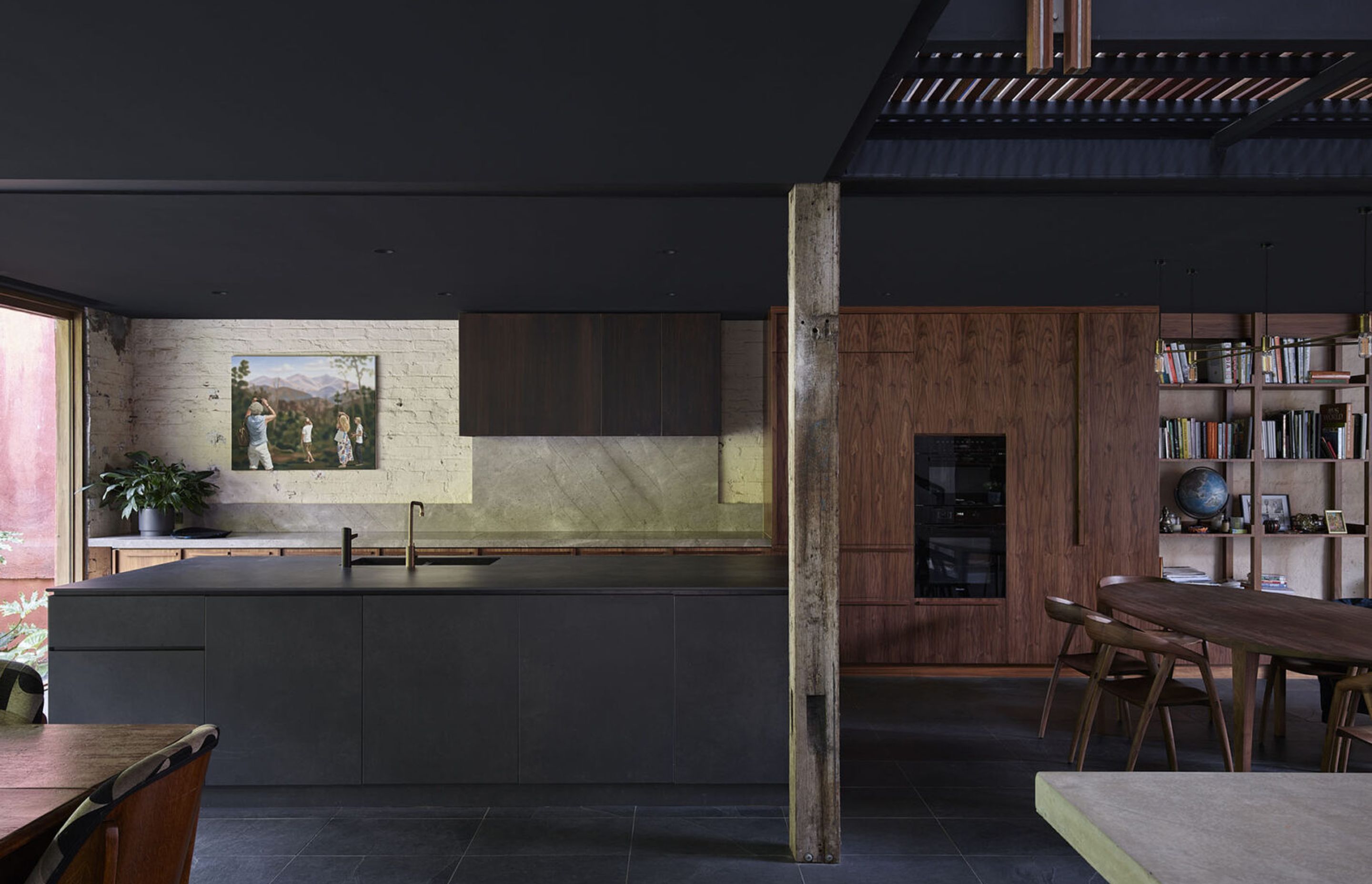 Stockroom Cottage by Architects EAT | Photography by Derek Swalwell