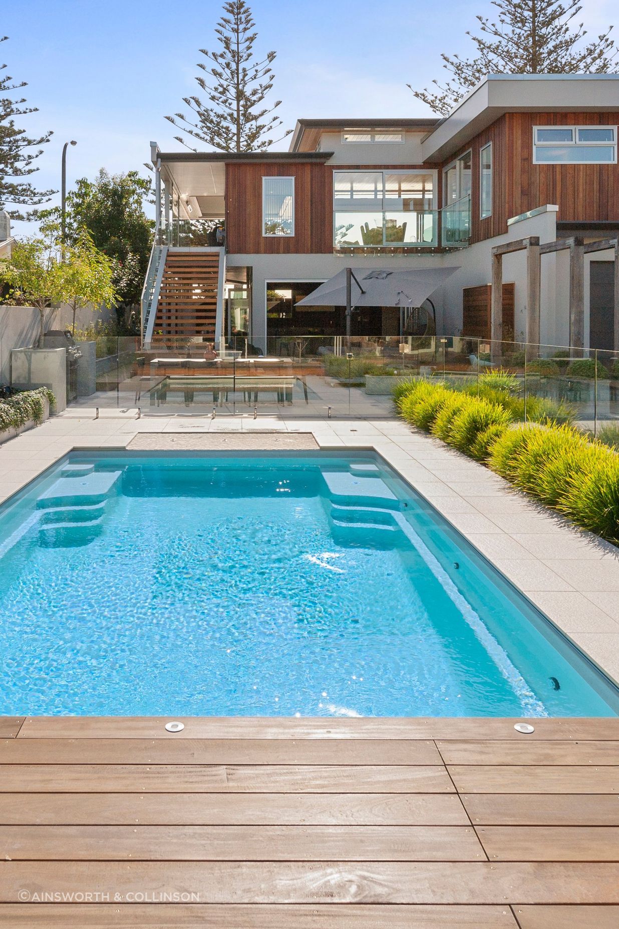 A true masterpiece of construction and expert design, this home has all the bells and whistles you would expect from a luxury beachfront property.