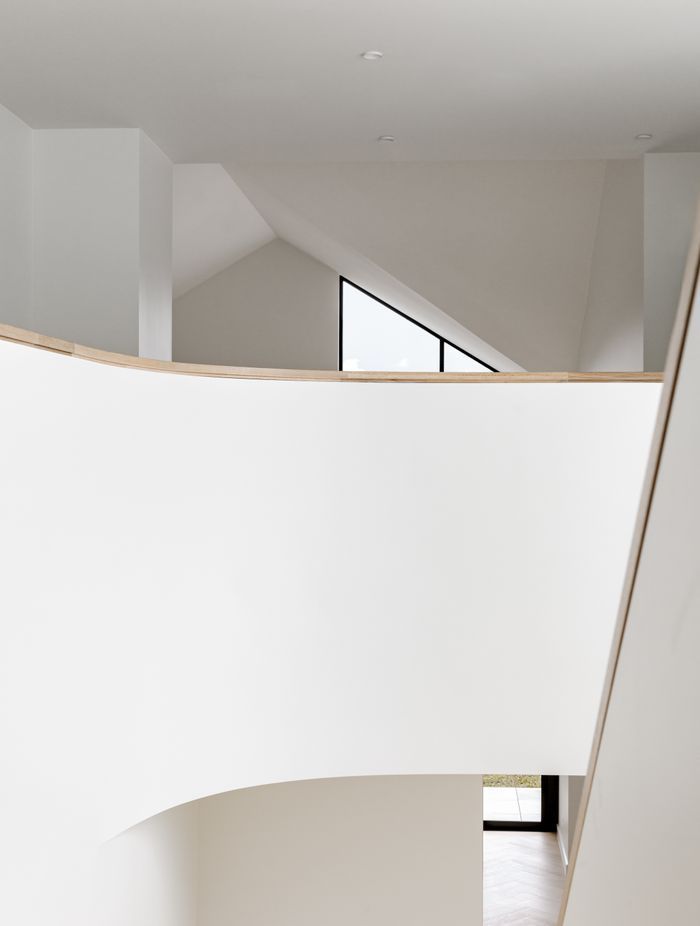 Every curve and contour is meticulously crafted, in turn creating a symphony of space and light.
