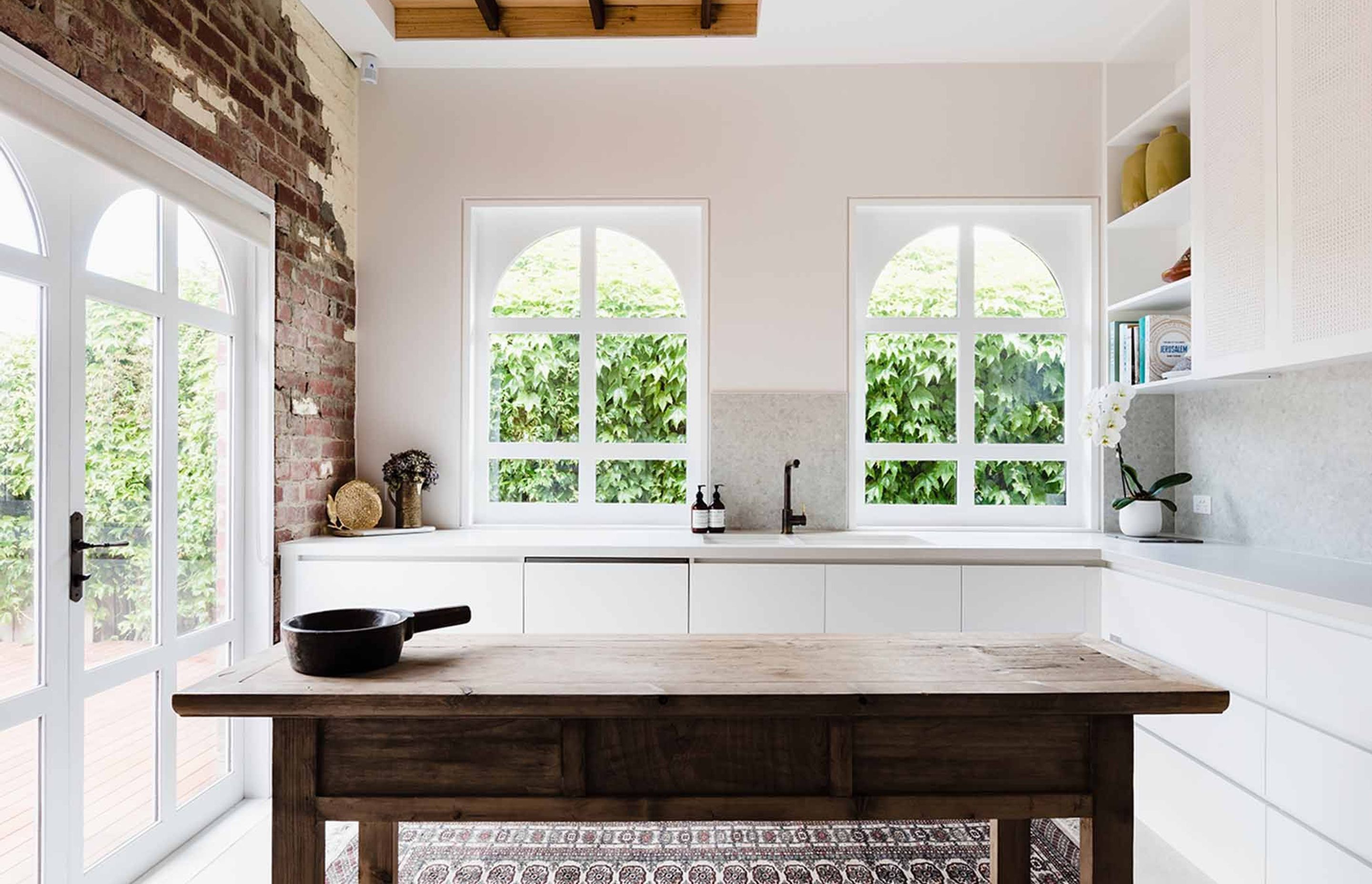 Elsternwick Home by Tiles of Ezra | Photography by Amelia Stanwix