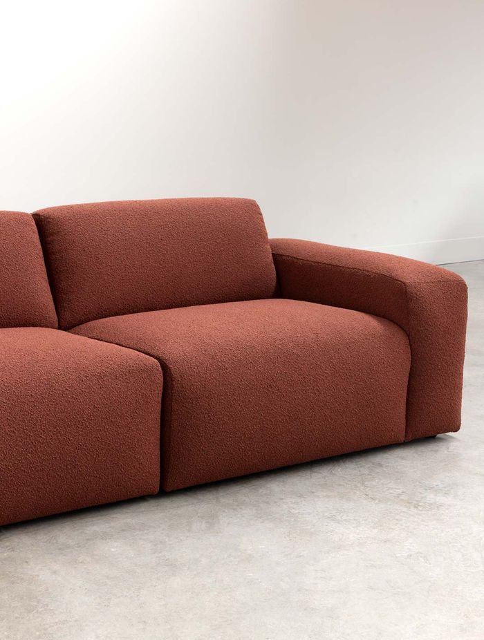 Doug consists of seven separate modules easily configured or customised to suit your space. It’s hard to resist taking a seat.