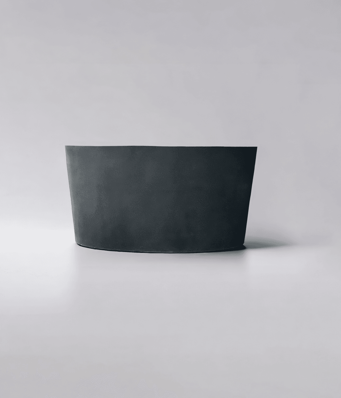 Measuring 75cm its deepest point, the tub offers more than enough space to submerge, even without fully filling the bath.