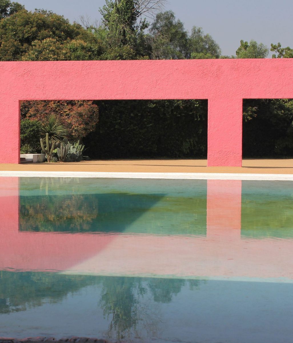The possibilities of textured and coloured concrete