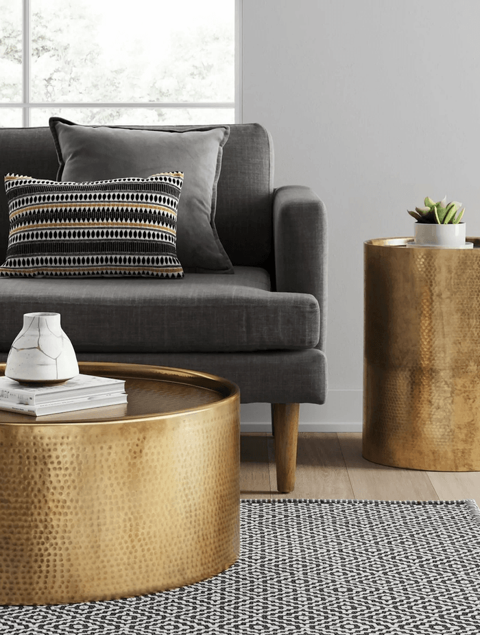 IVD803-hammered-brass-coffee-table-2e7f432bb-2332-4792-8d00-ff428bc2b0181800x1800jpg.png