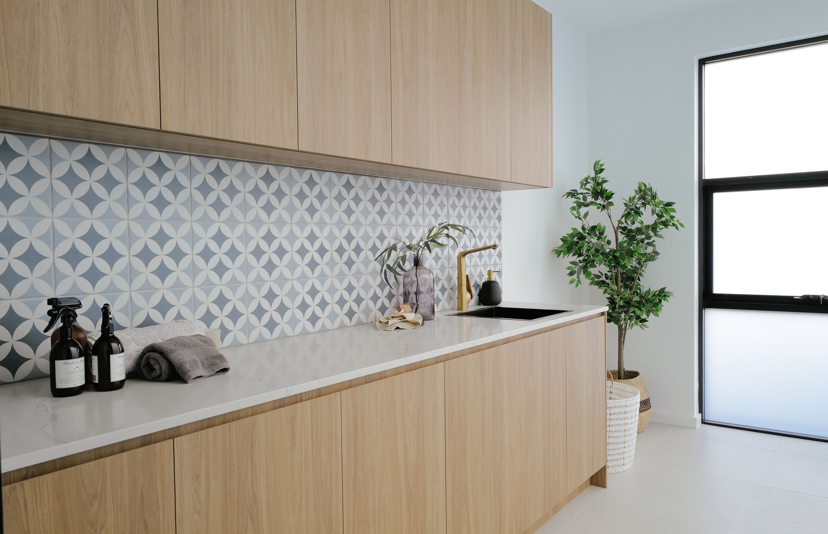 Putney Residence by Ambit Curator | Photography by David Li Photography