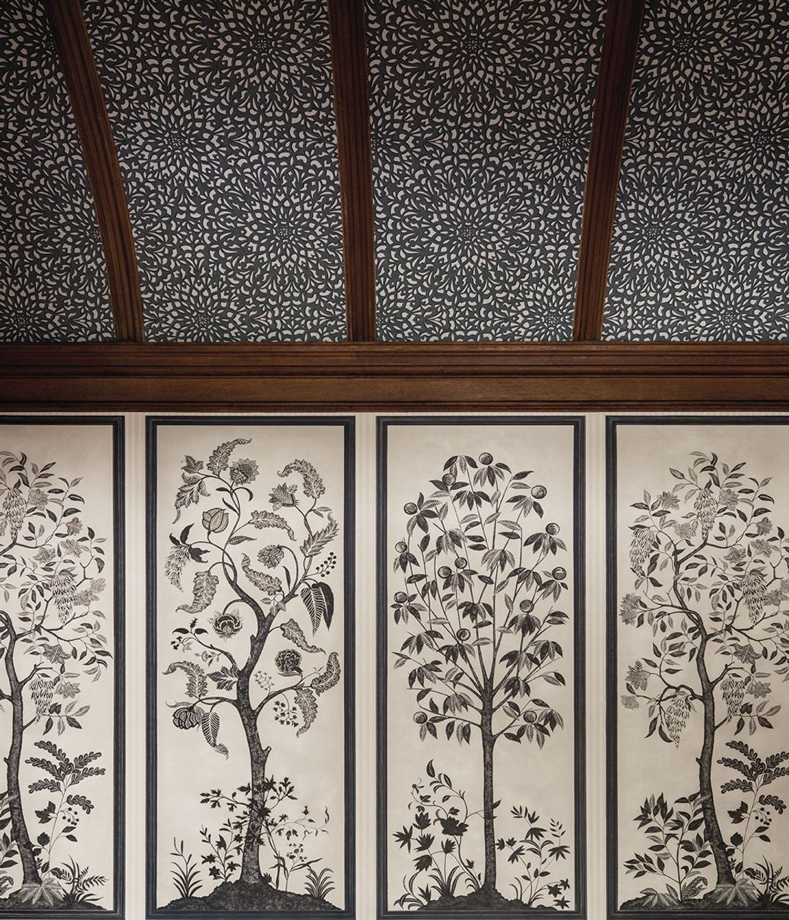 Martyn Lawrence Bullard Wallpaper collection by Cole &amp; Son from Icon Radford
