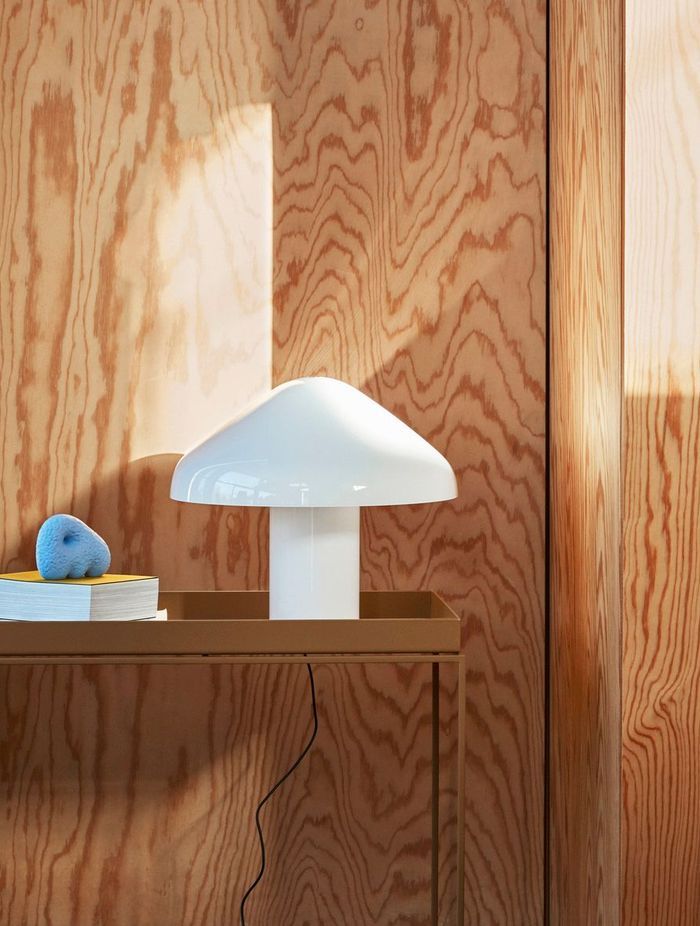Inspired by the traditional Mongolian Pao tents, the Pao Glass Table Lamp by HAY is a cultural and contemporary choice.