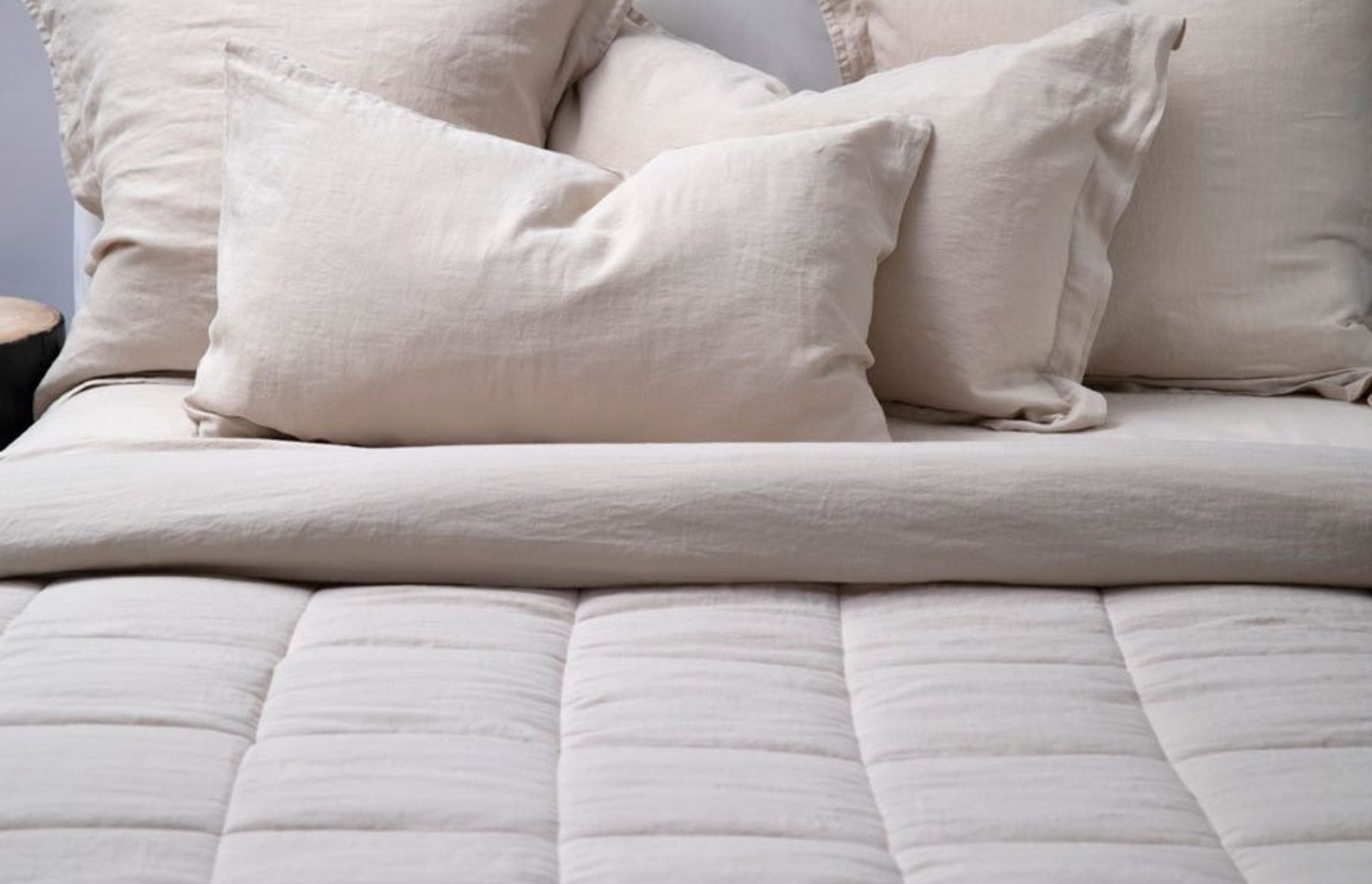 Pure linen stone-washed quilt filled with cotton in Stone by Bemboka