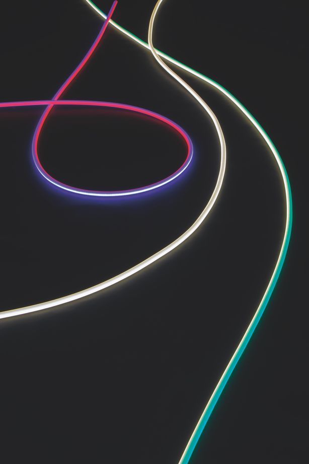 The Antonangeli Archetto collection consists of lighting solutions such as Twist, which inspire the users of the spaces.