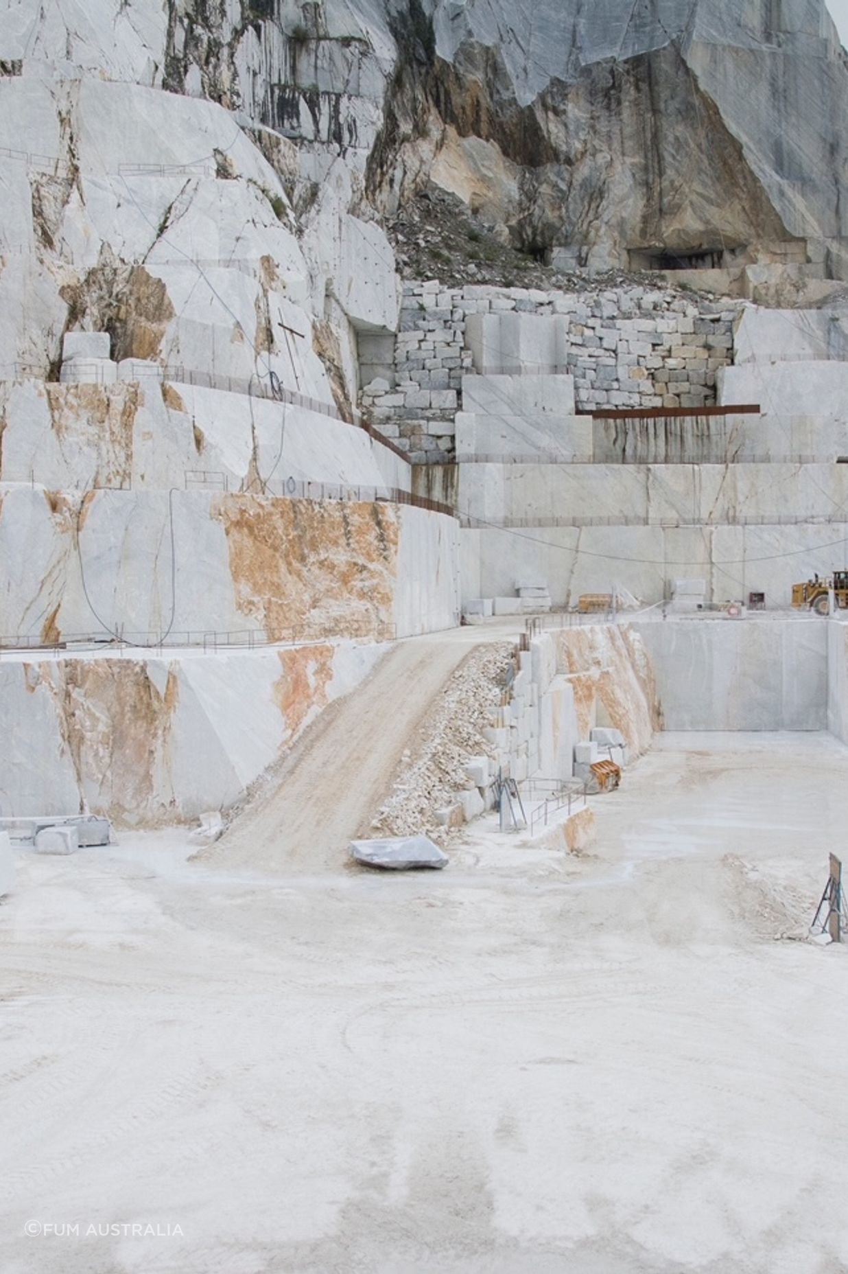 Carrara’s geological makeup produces stone with unparalleled purity, durability, and depth of character.