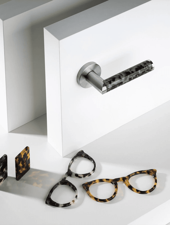 The Link Optic collection draws inspiration from cellulose acetate eyewear with tortoise shell colourways.