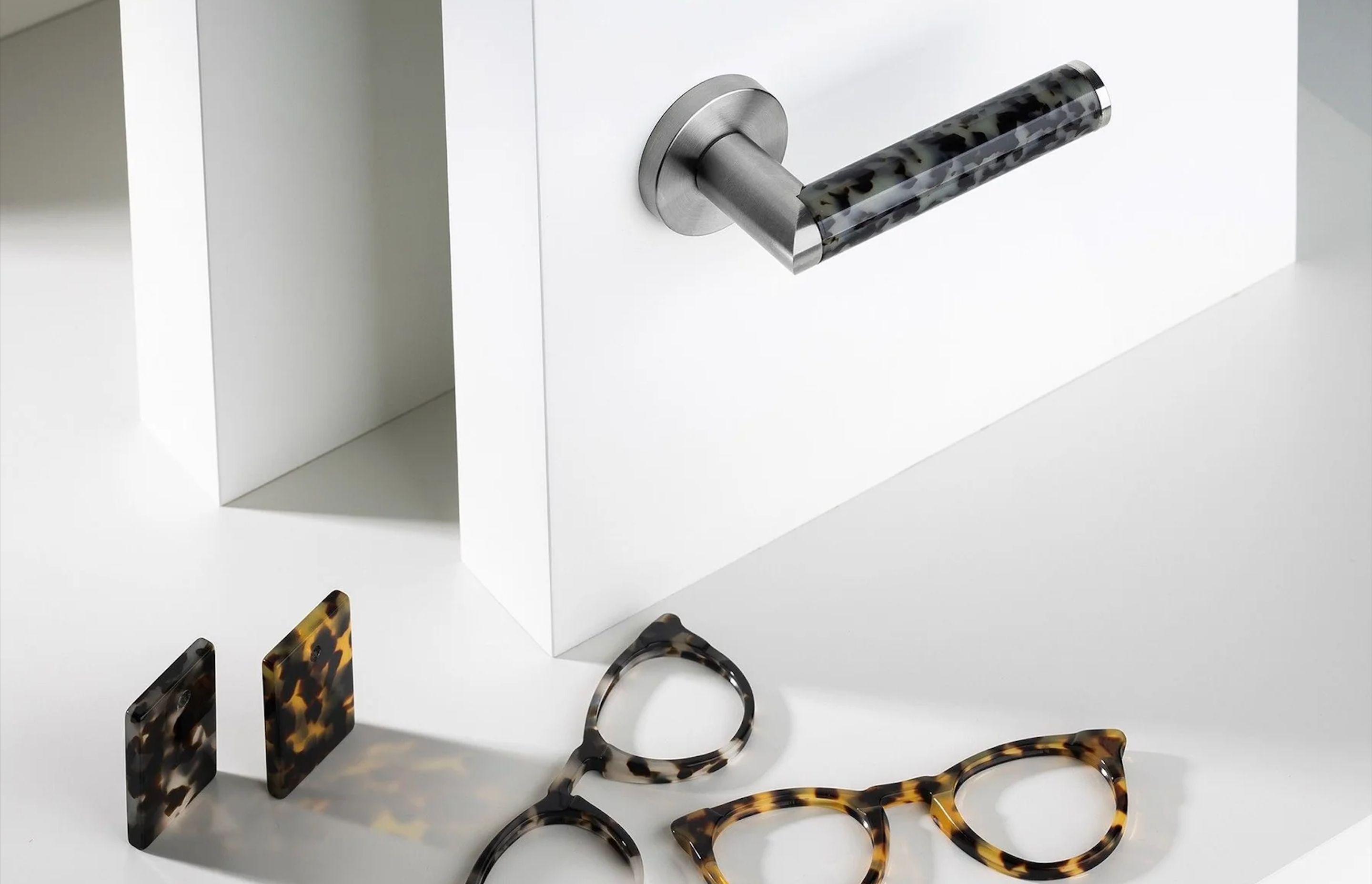 The Link Optic collection draws inspiration from cellulose acetate eyewear with tortoise shell colourways.