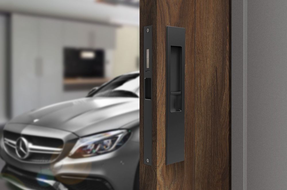 Snib lock set with exterior plain plate by Mardeco