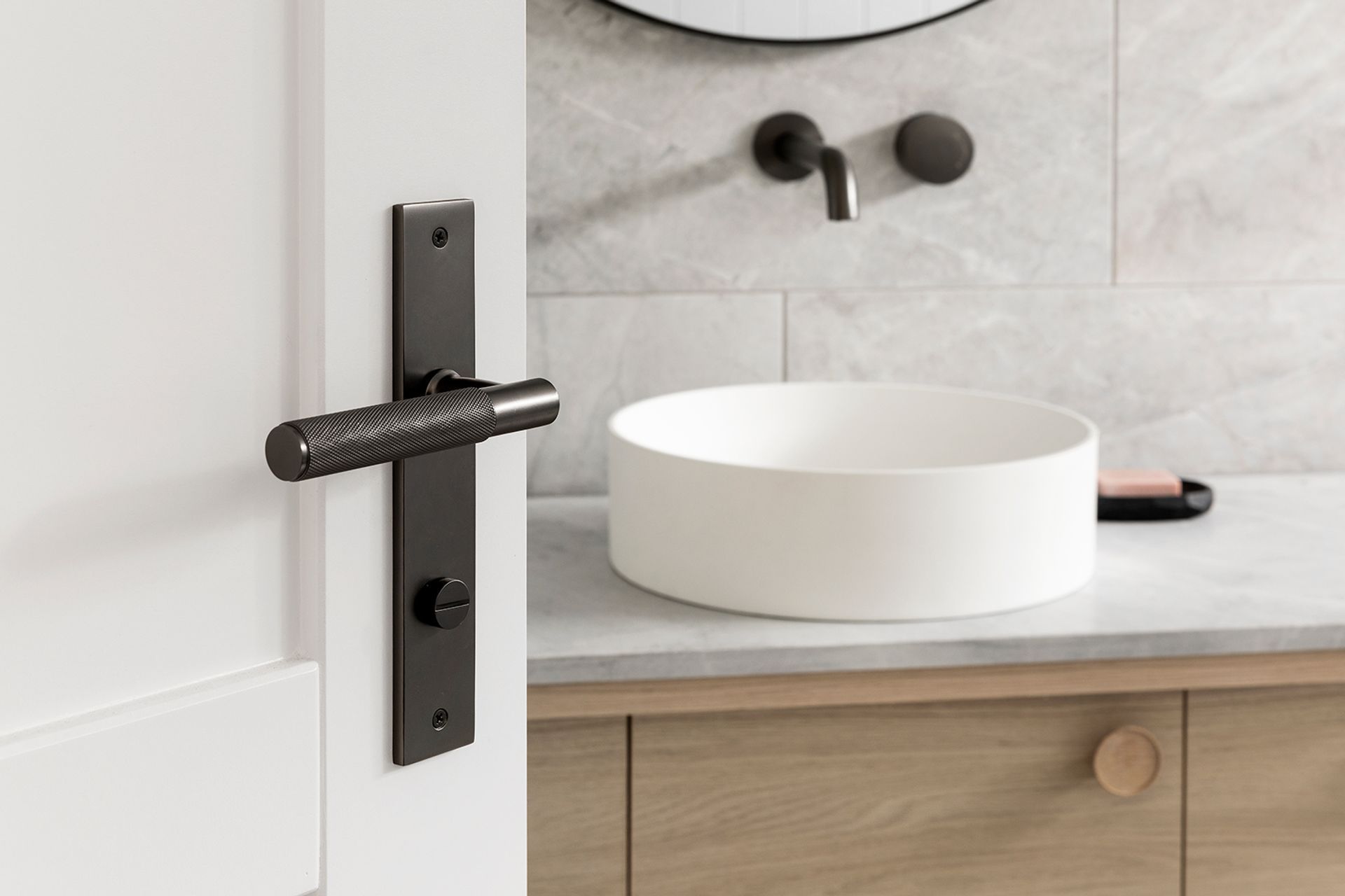 Windsor Architectural Hardware, established in 1984, blends Kiwi innovation with artisan craftsmanship to deliver high-quality, bespoke residential hardware.