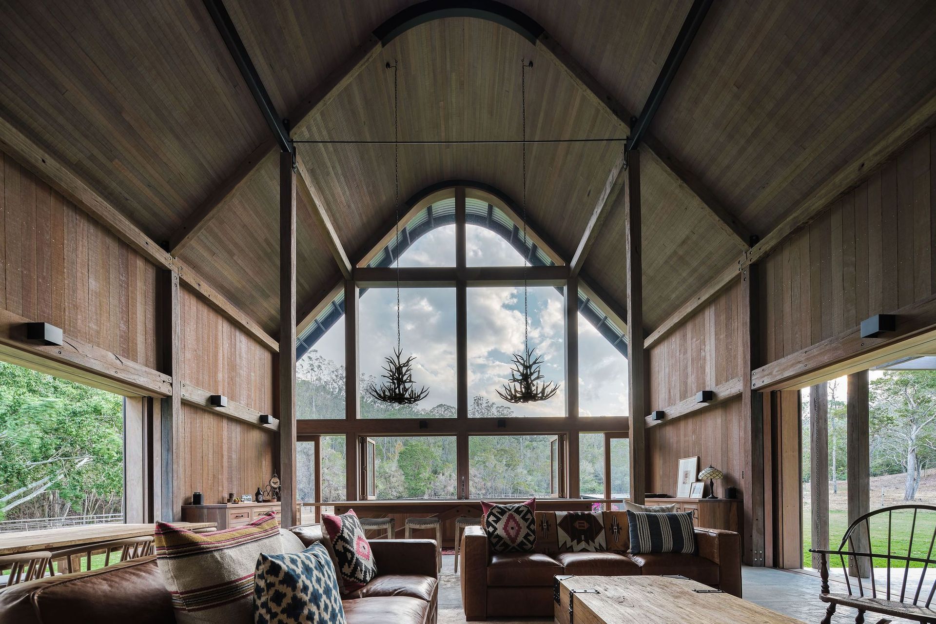 The Barn by Paul Uhlmann Architects | Photography by Andy Macpherson Studio