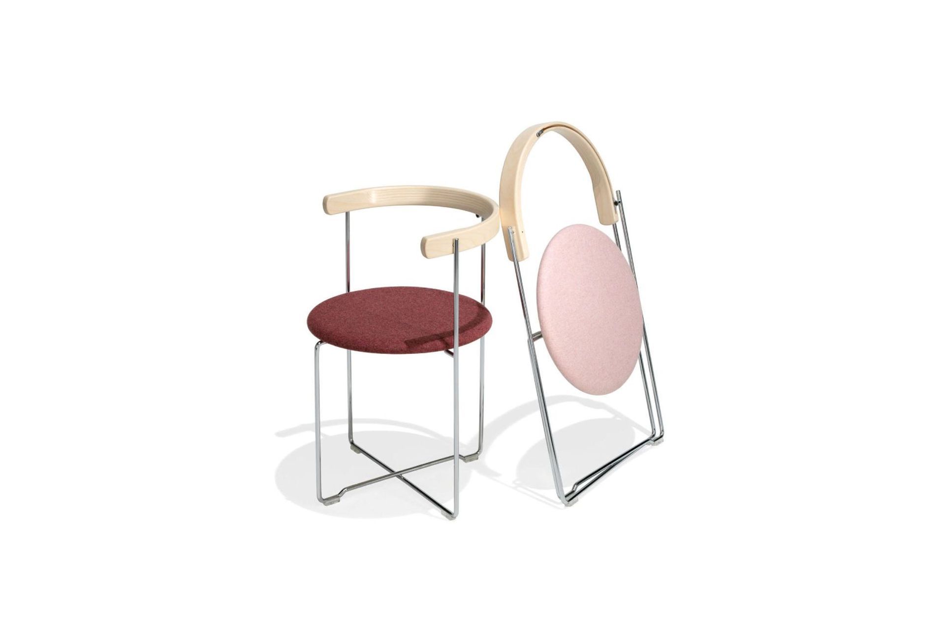 Nowy Styl Sóley Folding Chair by Bowermans