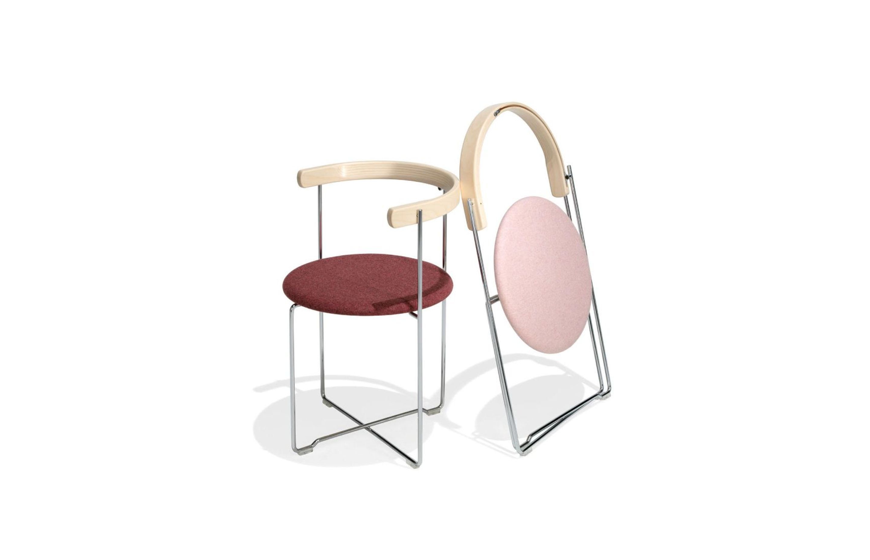 Nowy Styl Sóley Folding Chair by Bowermans