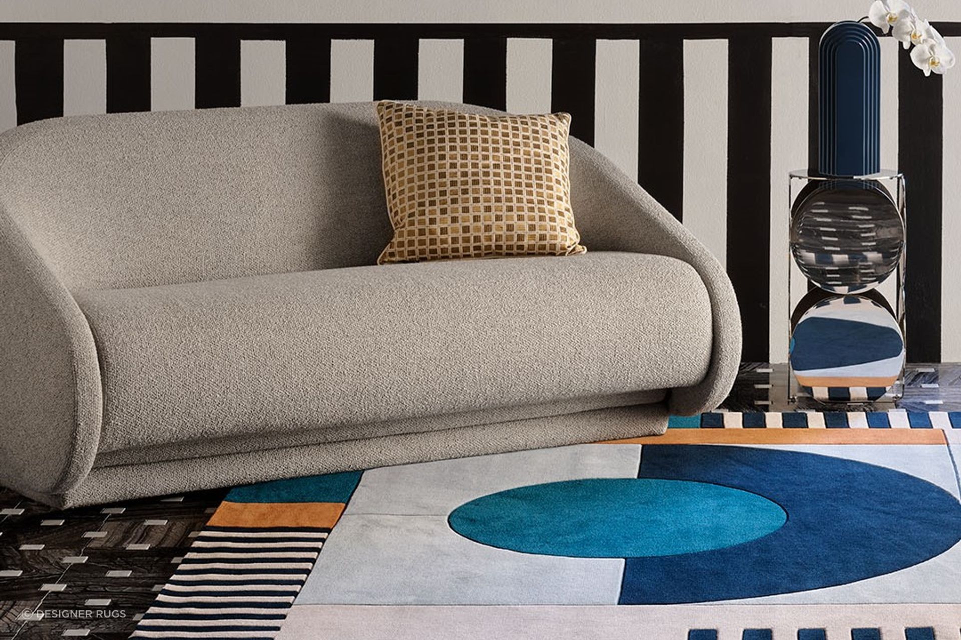 The geometric patterns of this Banto Rug give instant contemporary vibes