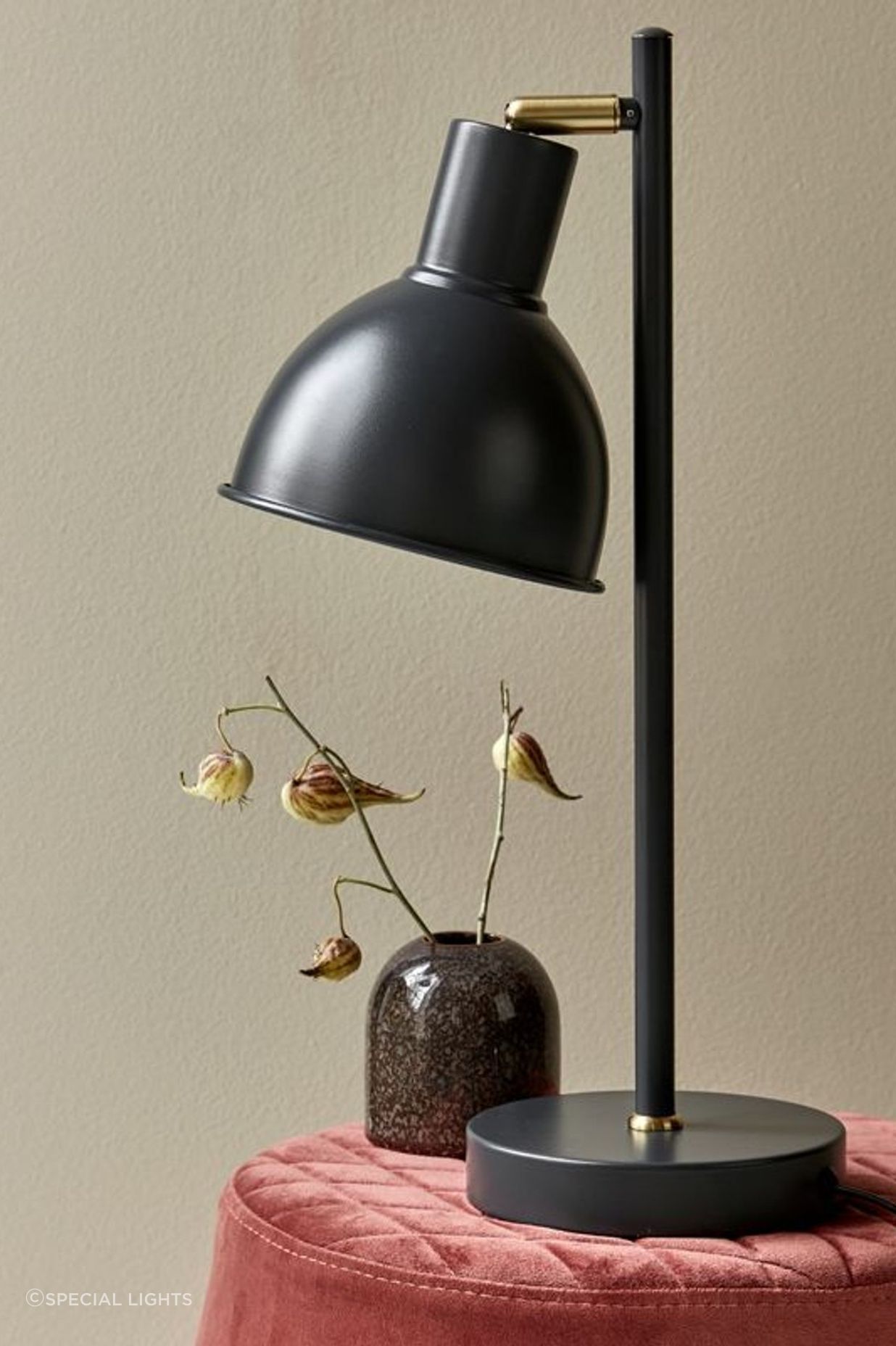 Pop Rough Table Lamp - Special Lights