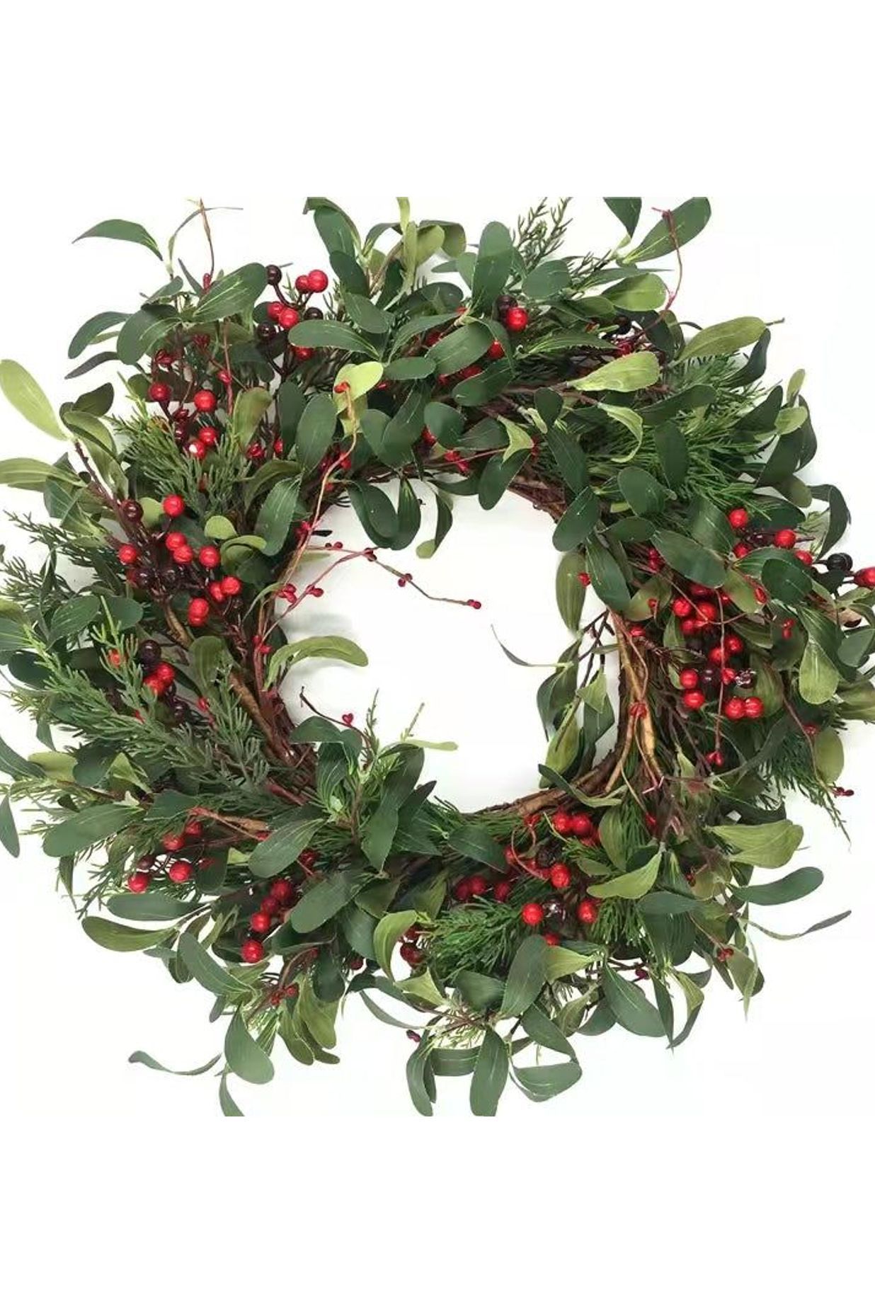 Foliage and thorne berry wreath by Bubuland Home