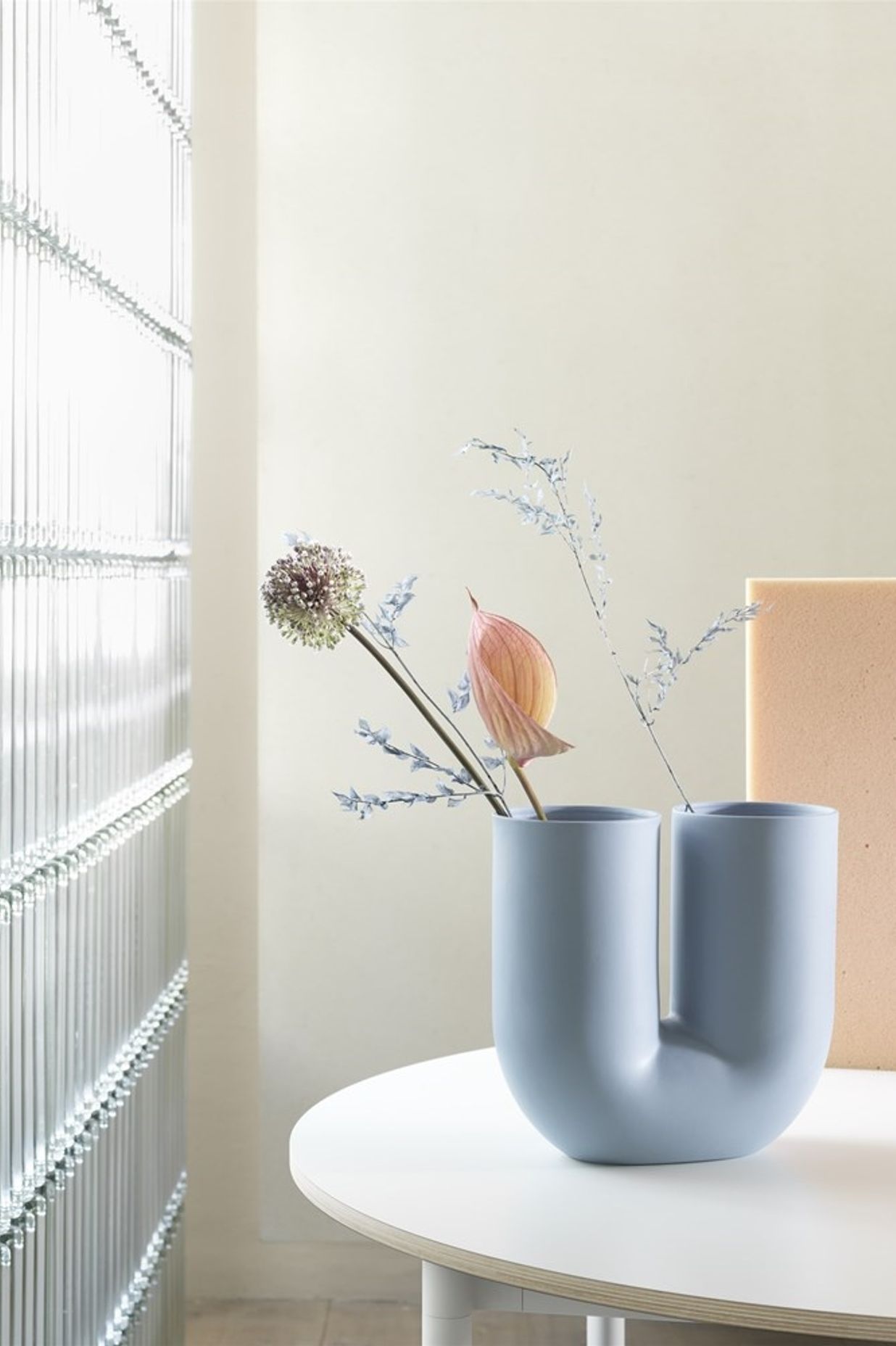 Muuto Kink Vase | Bauhaus