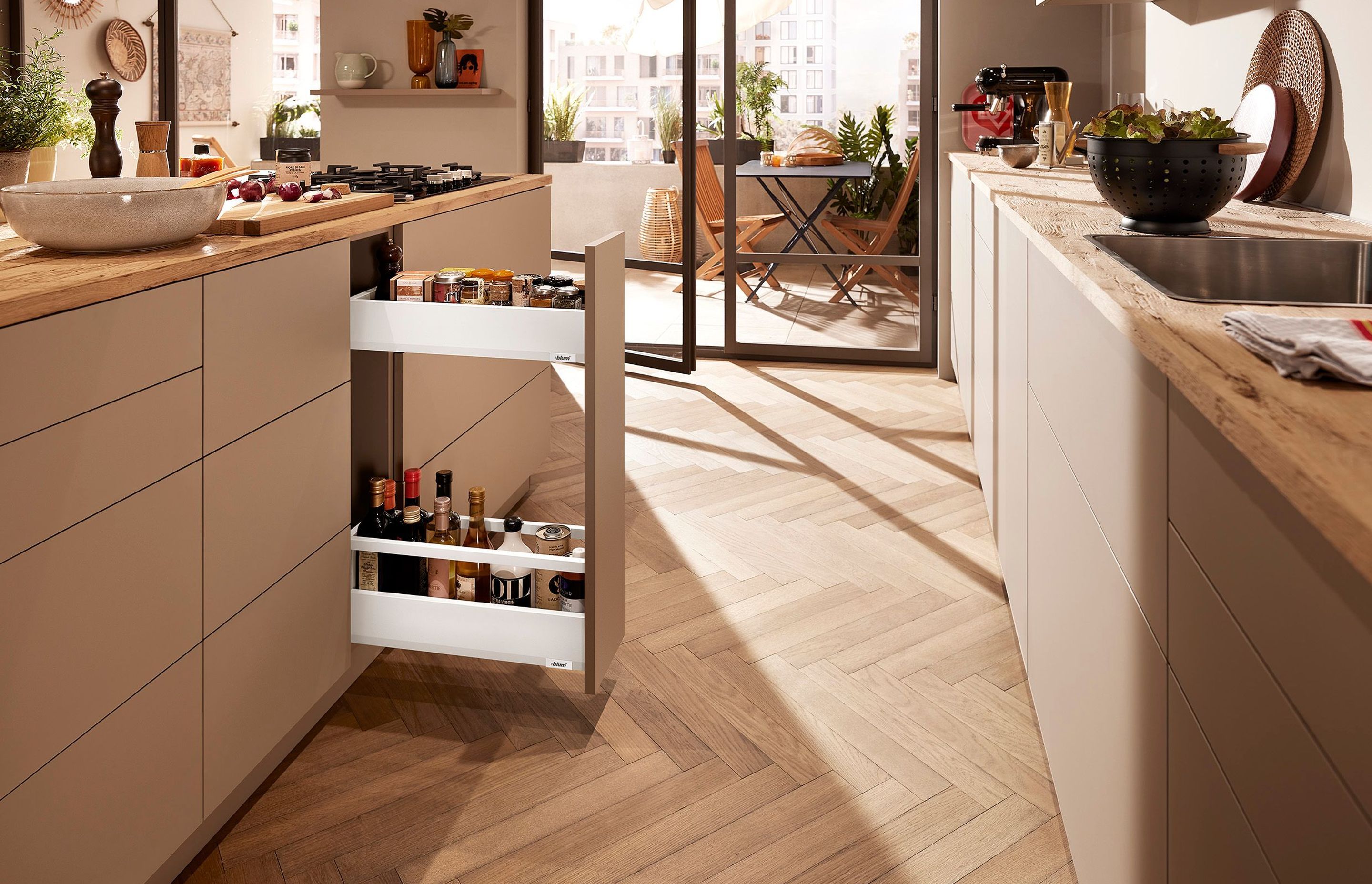 A real platform: MERIVOBOX makes it easy for furniture manufacturers to offer variety.