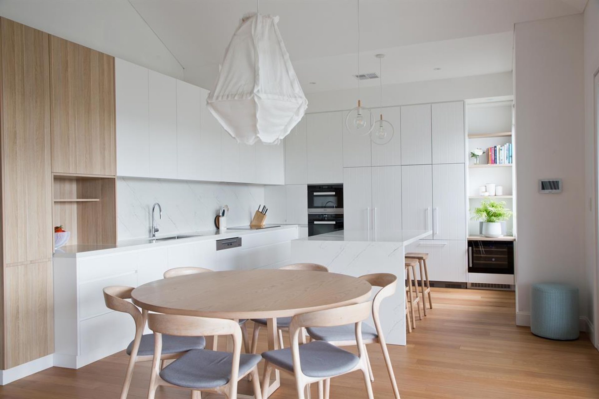 Middle Harbour House by Beecraft | Photography by Lachlan Carey