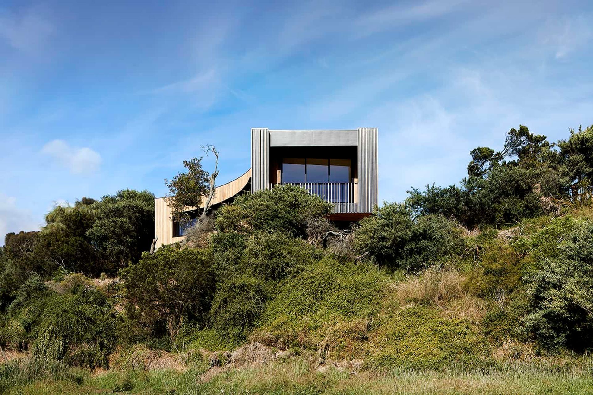 Hide House at Venus Bay by MRTN Architects | Photography by Dave Kulesza