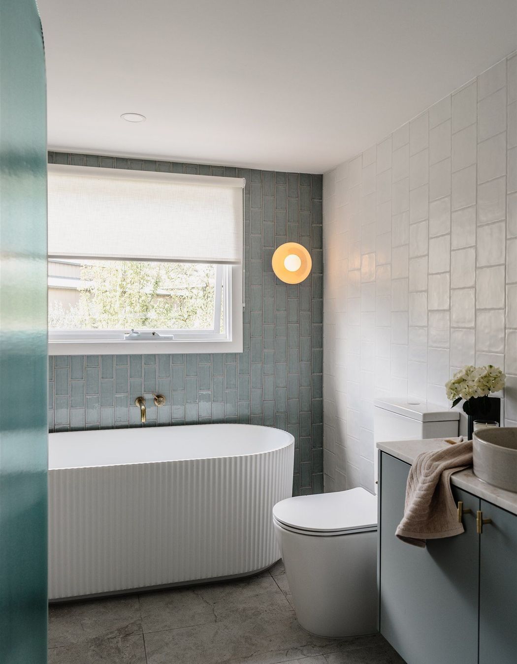 Norsu Cabin was thoughtfully renovated with the bathroom transformation featuring Studio Menta Gloss paired with Port White Matte on the walls and Pamir Light tiles on the floors.
