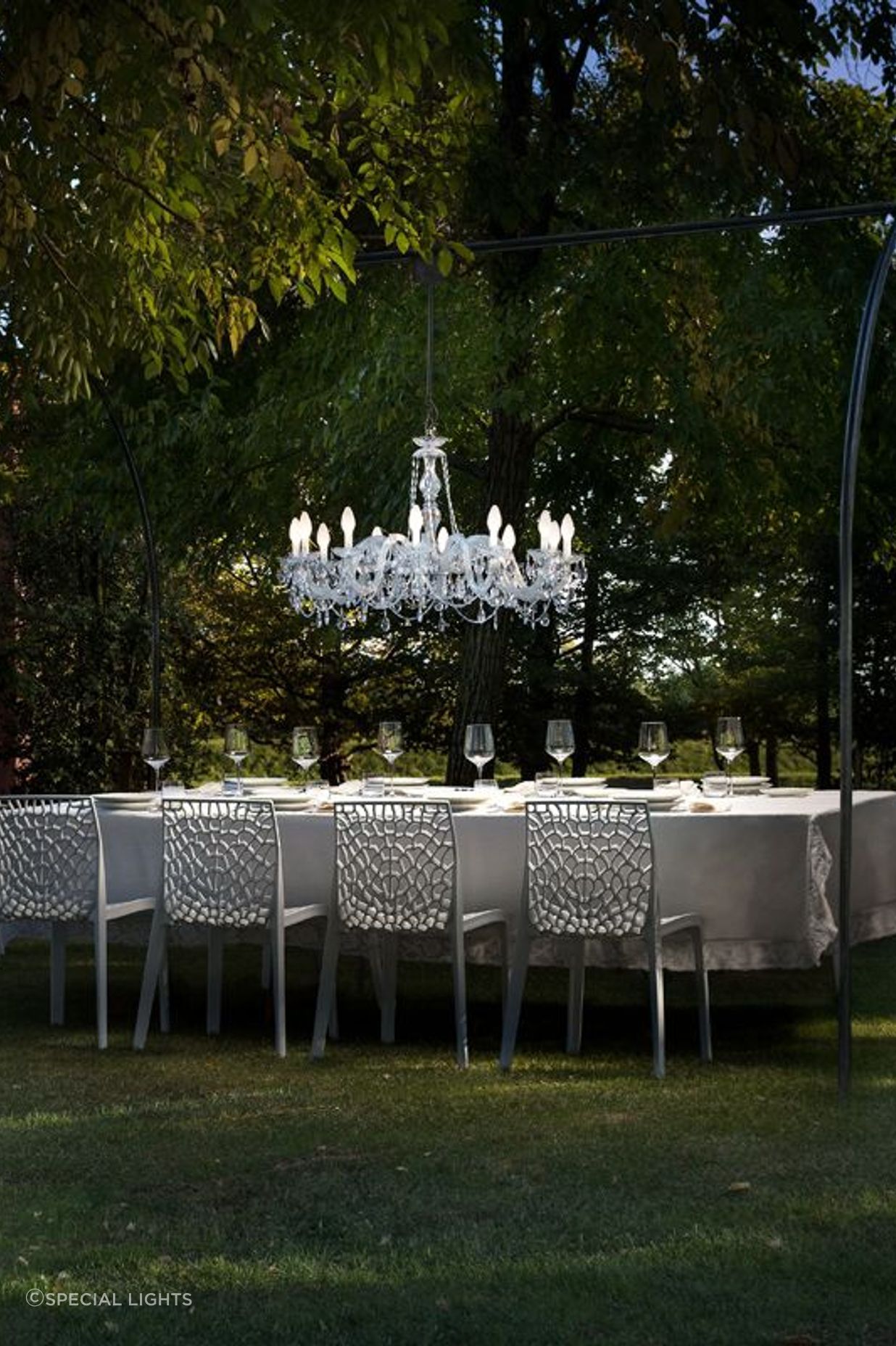 The exquisite Drylight S12 Outdoor Chandelier