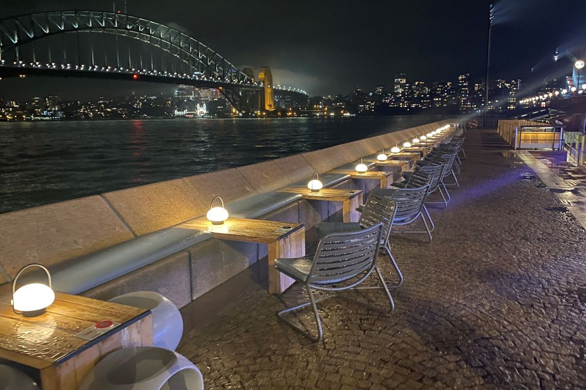 Sponge to Go portable lamp making an impact through repetition at Opera House, Sydney