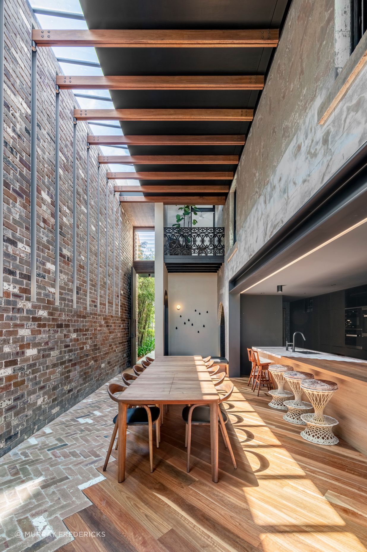 045Dining-Murray-Fredericks-httpsmurrayfredericksphotographycomau-lower-res.jpg