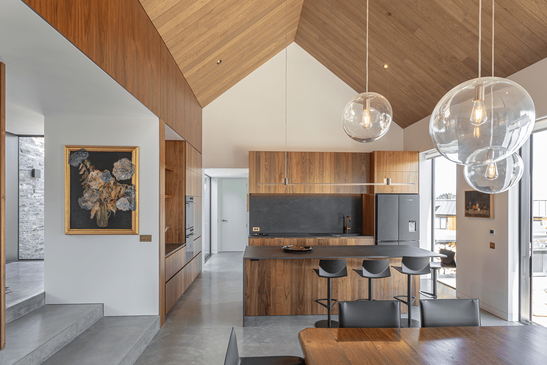 Cunningham Drive by Ben Hudson Architects | VidaPlank Mudbrick Custom Negative Detail Profile