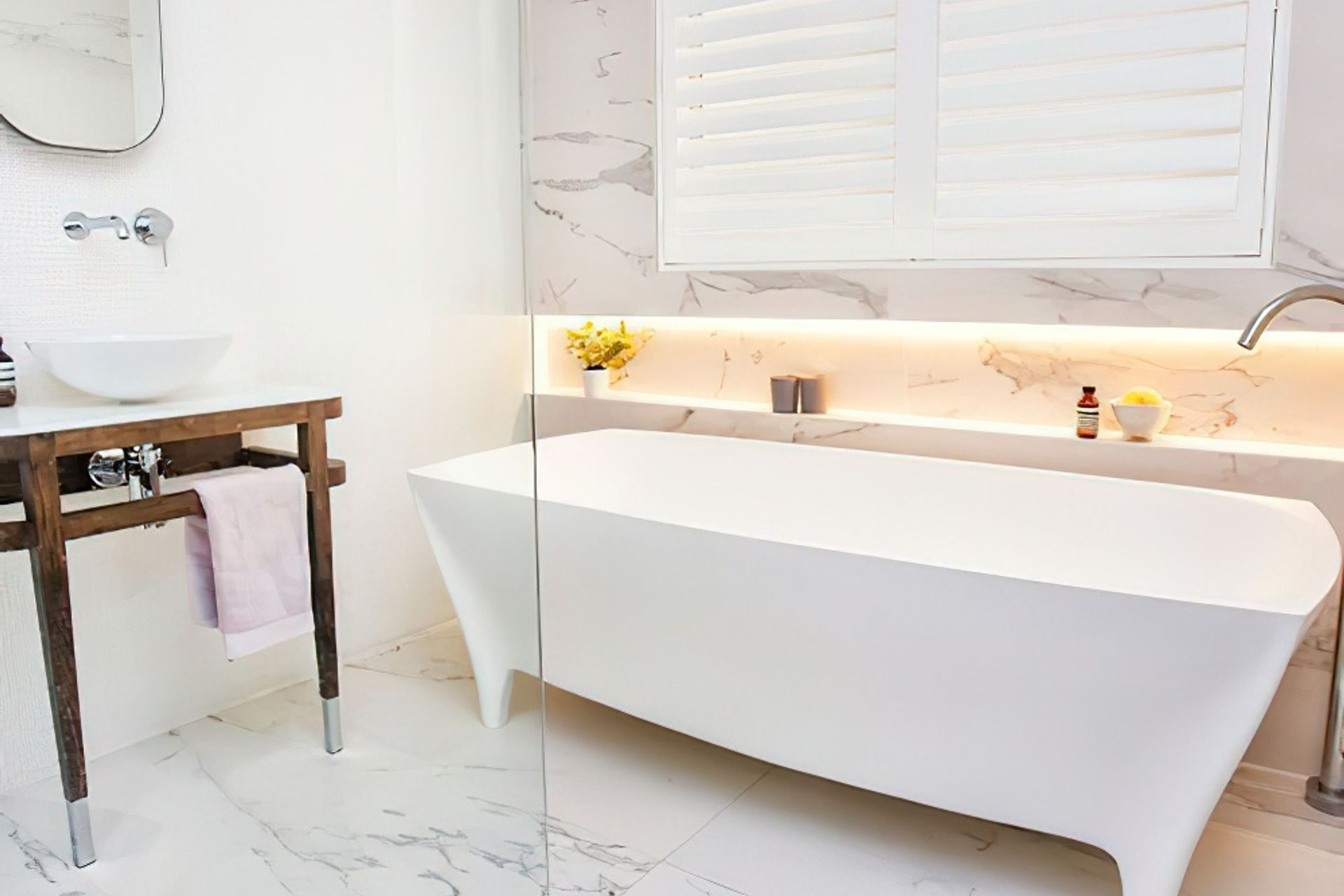 Finalist Large Bathroom