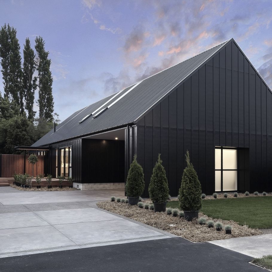 What you need to know before you hire a builder