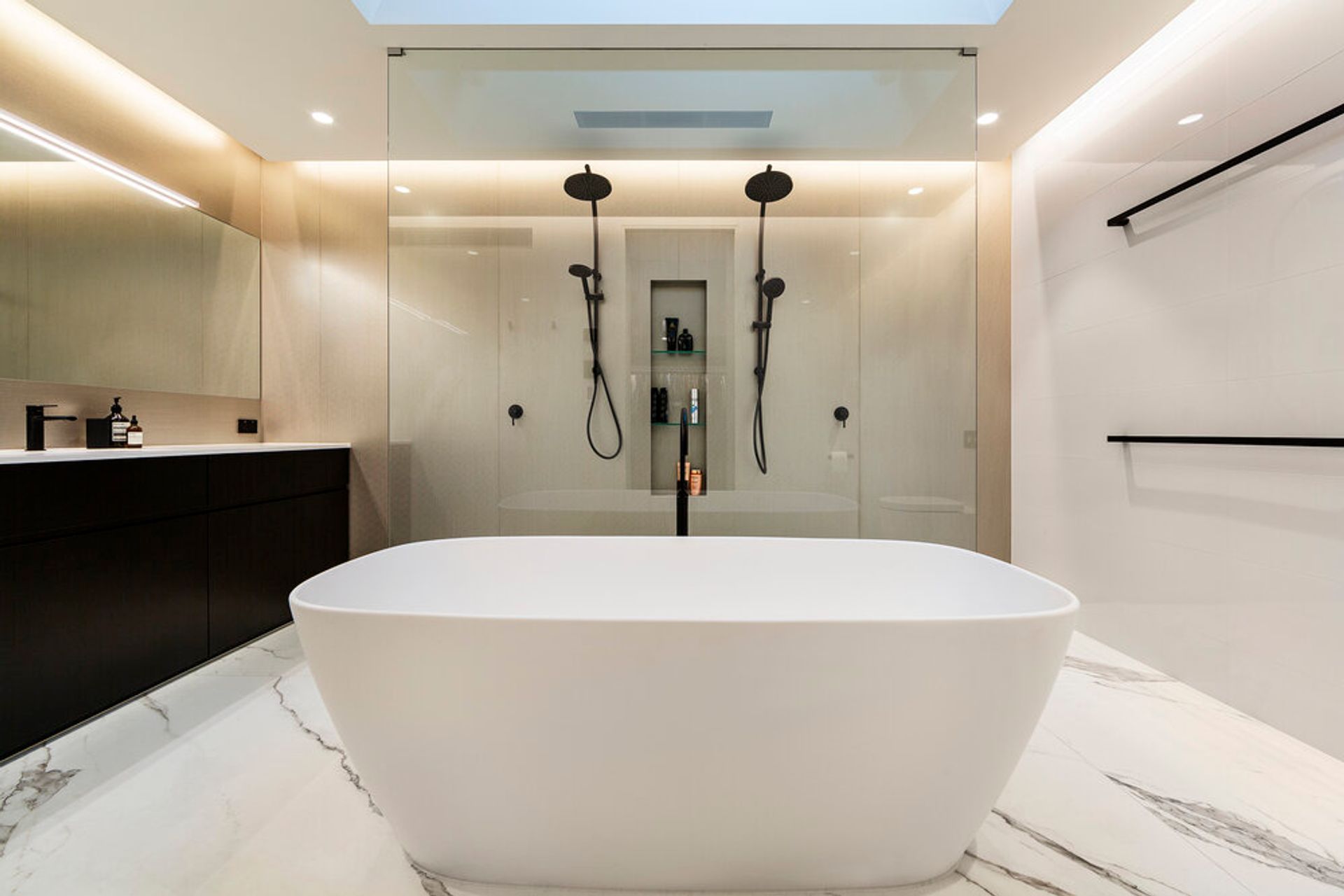 Hawthorn Residence by K. Holland Architectural Interiors | Photography by Luke Barrett, Urban Abode