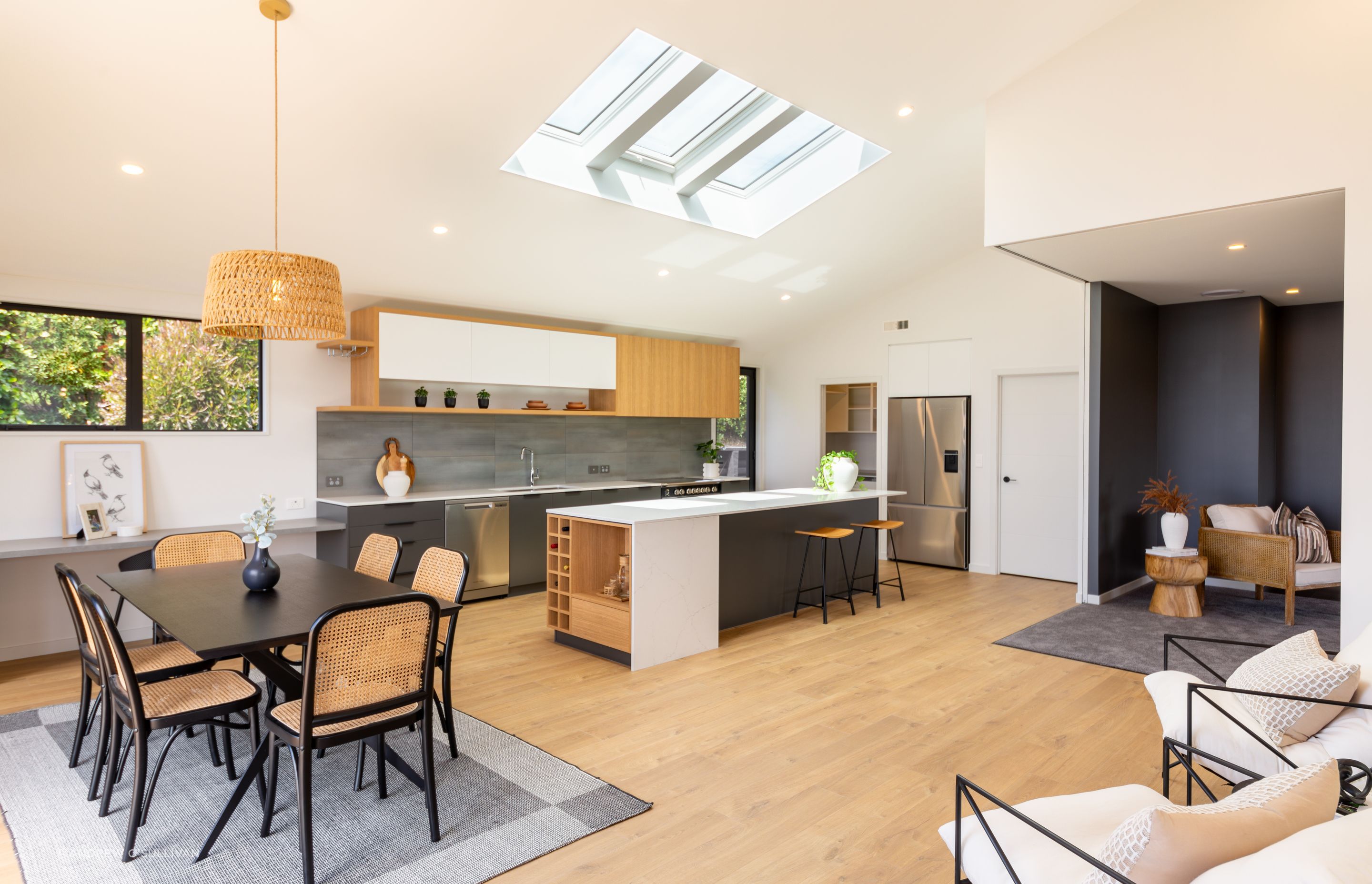 From the biggest features to the smallest details, Chamlang painters provided a premium painting service to this home, all within the given timeframes ensuring the family could move in as quickly as possible.