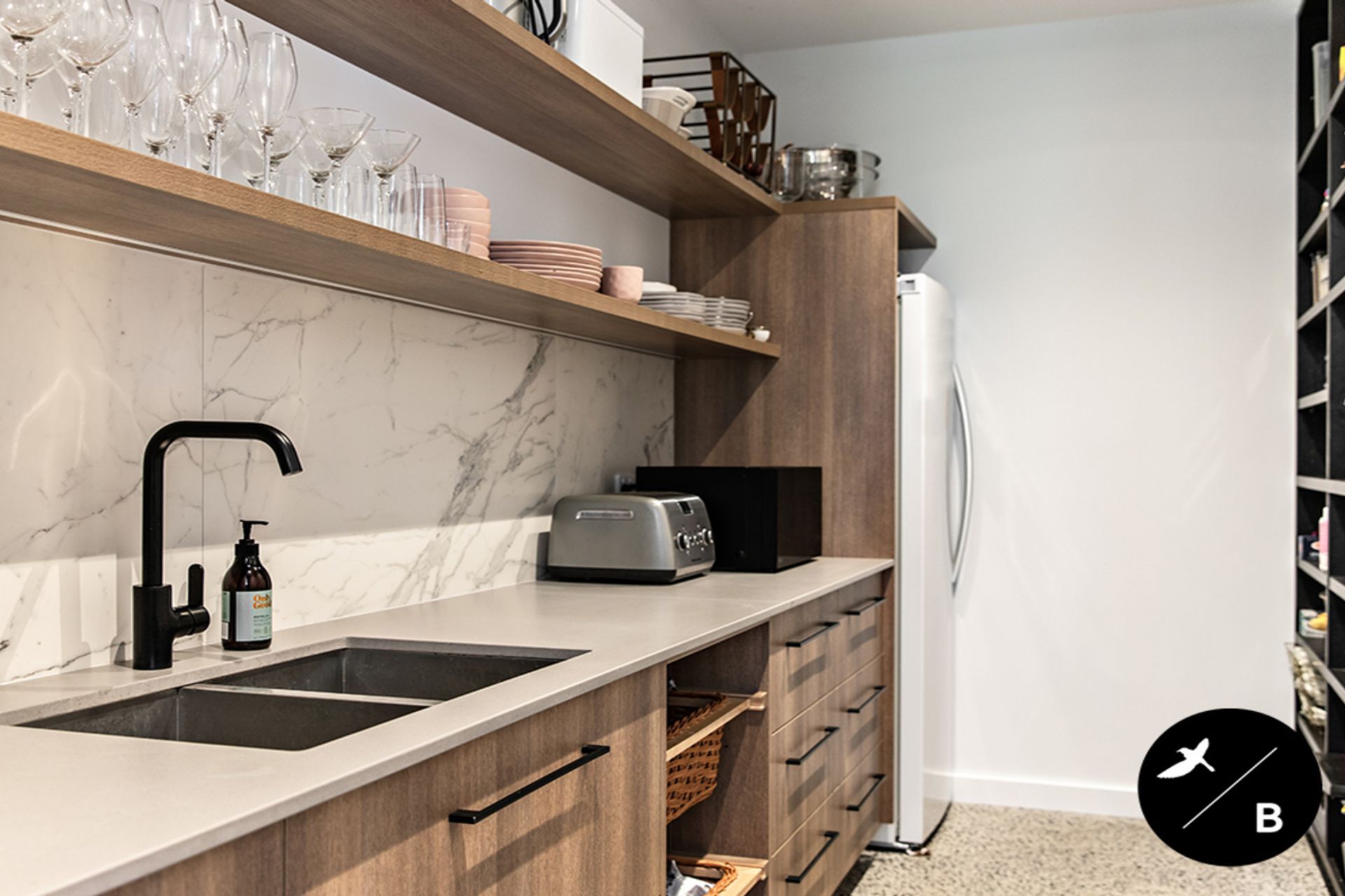 ‘Benjamin Residence’ Interior Design: Birdblack Design Building Design: South Coast Building Design Build: Saltbox Building Co Photography: The Palm Co Videography: PipeWolf Media