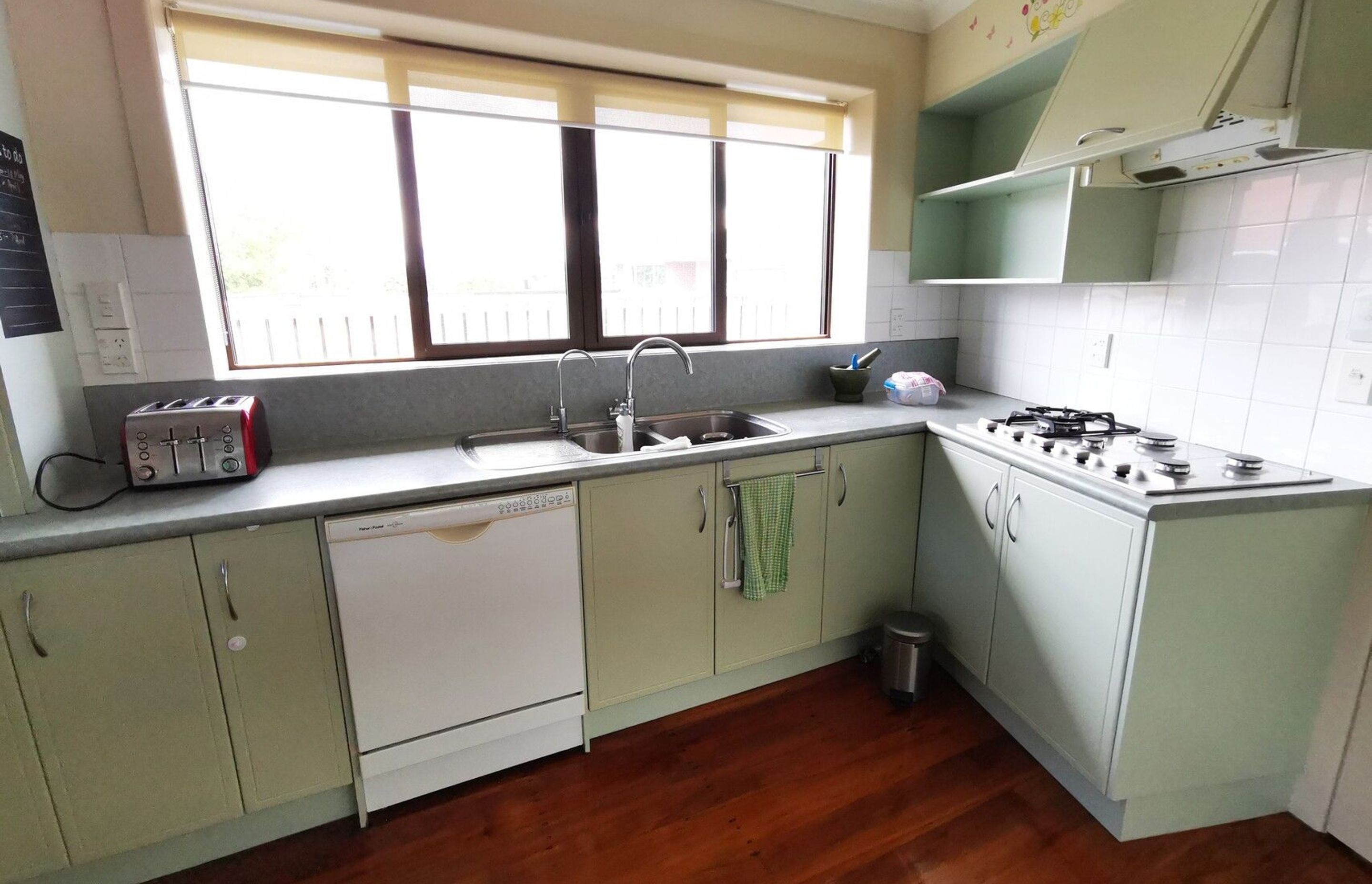 Before Basic Kitchen in Papatoetoe