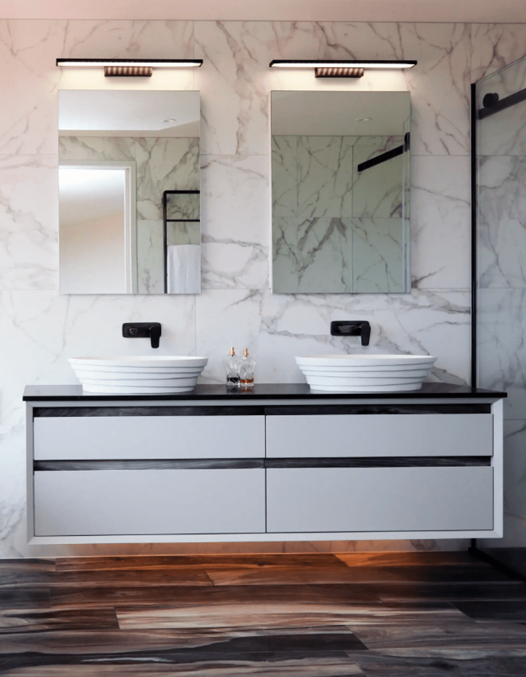 How to choose the right lighting for your bathroom vanity