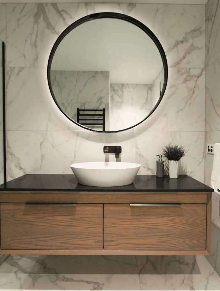How to choose the right lighting for your bathroom vanity