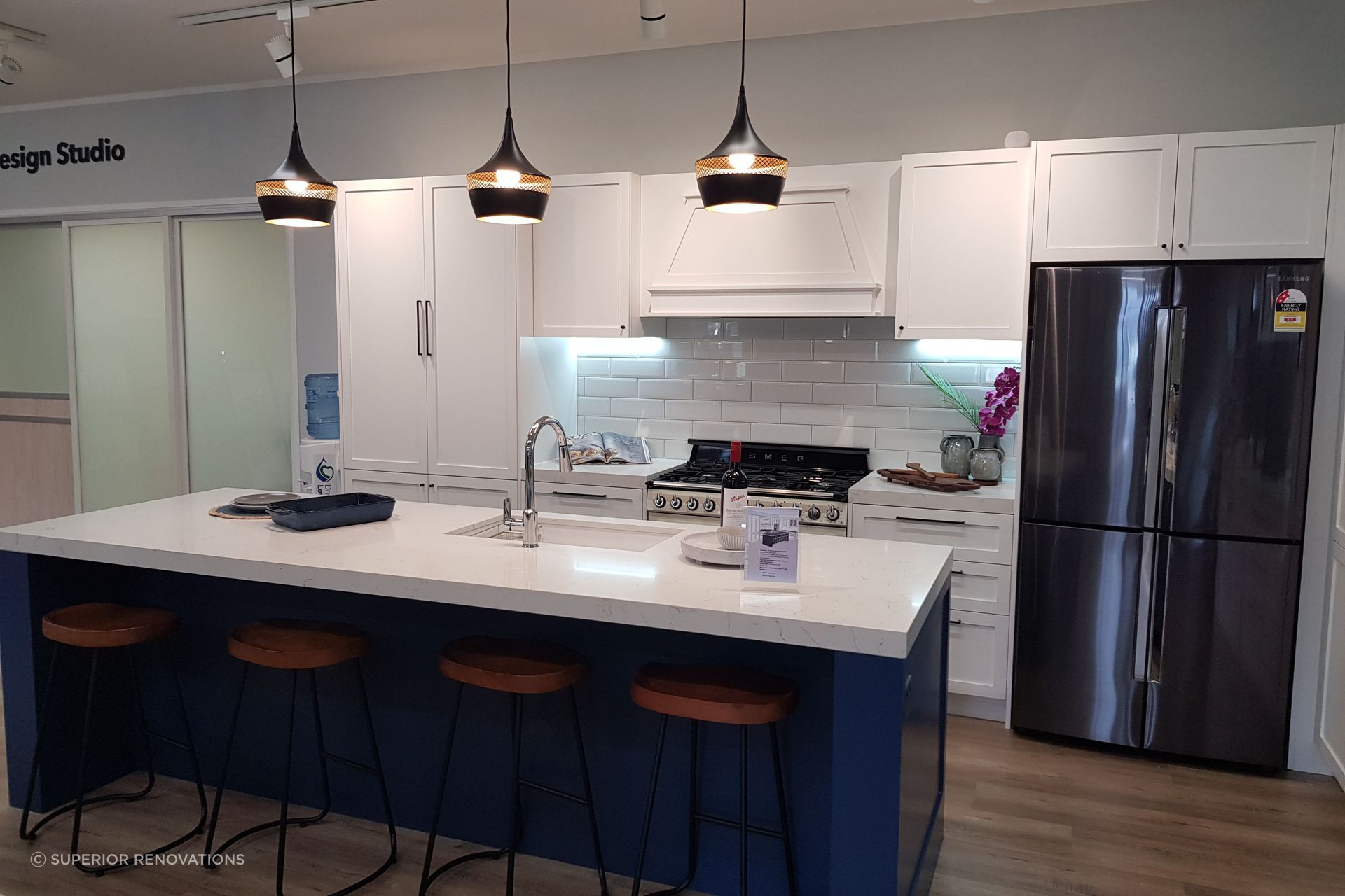 Classic kitchen with luxury materials that are hand crafted – Can be experienced in our kitchen showroom in Auckland