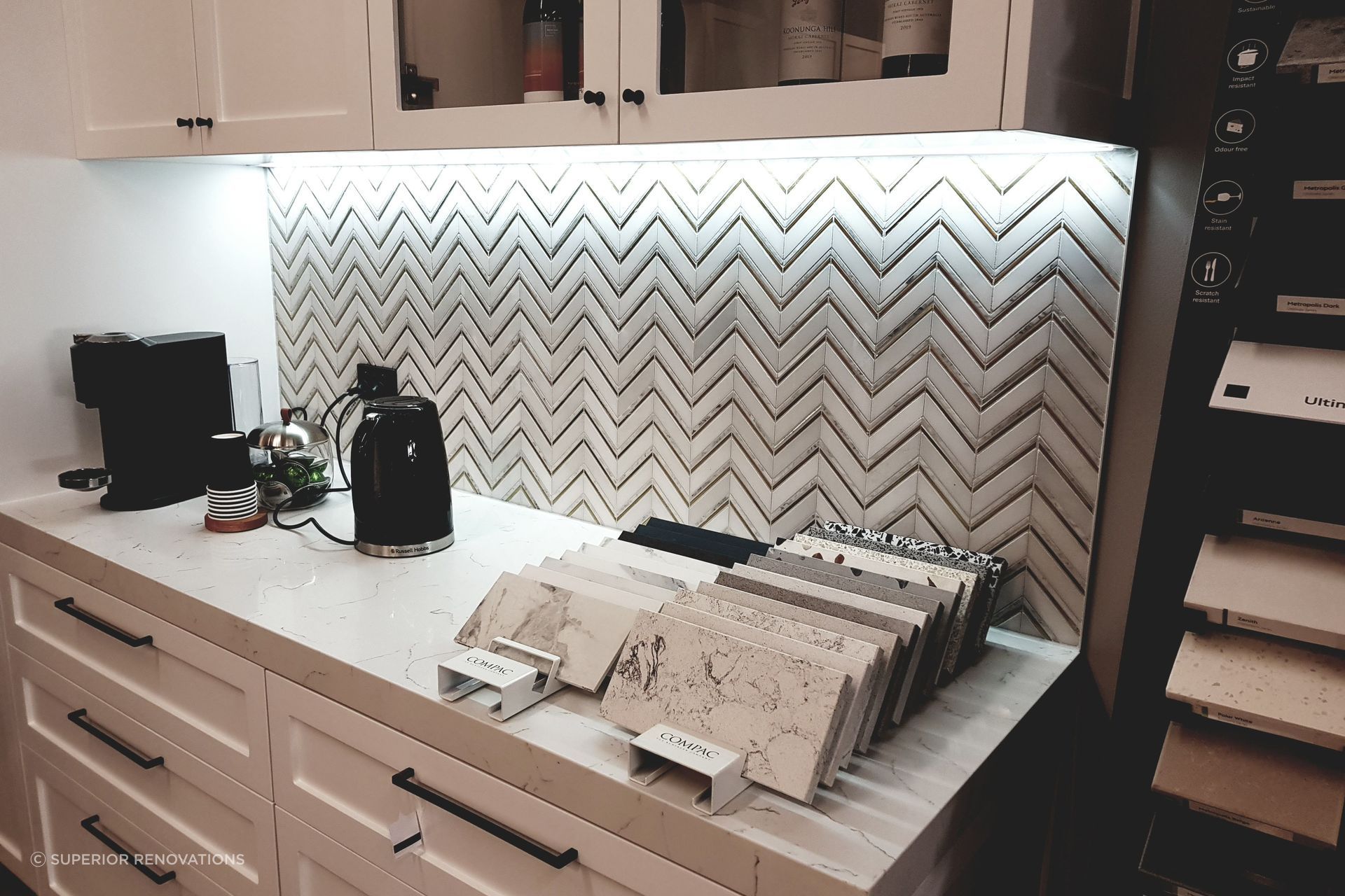 3 KITCHEN DISPLAYS EXPLAINED IN OUR KITCHEN SHOWROOM IN AUCKLAND – KITCHEN DESIGNS + MATERIALS