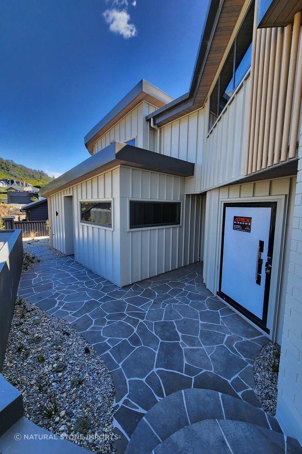 Bluestone Crazy Paving