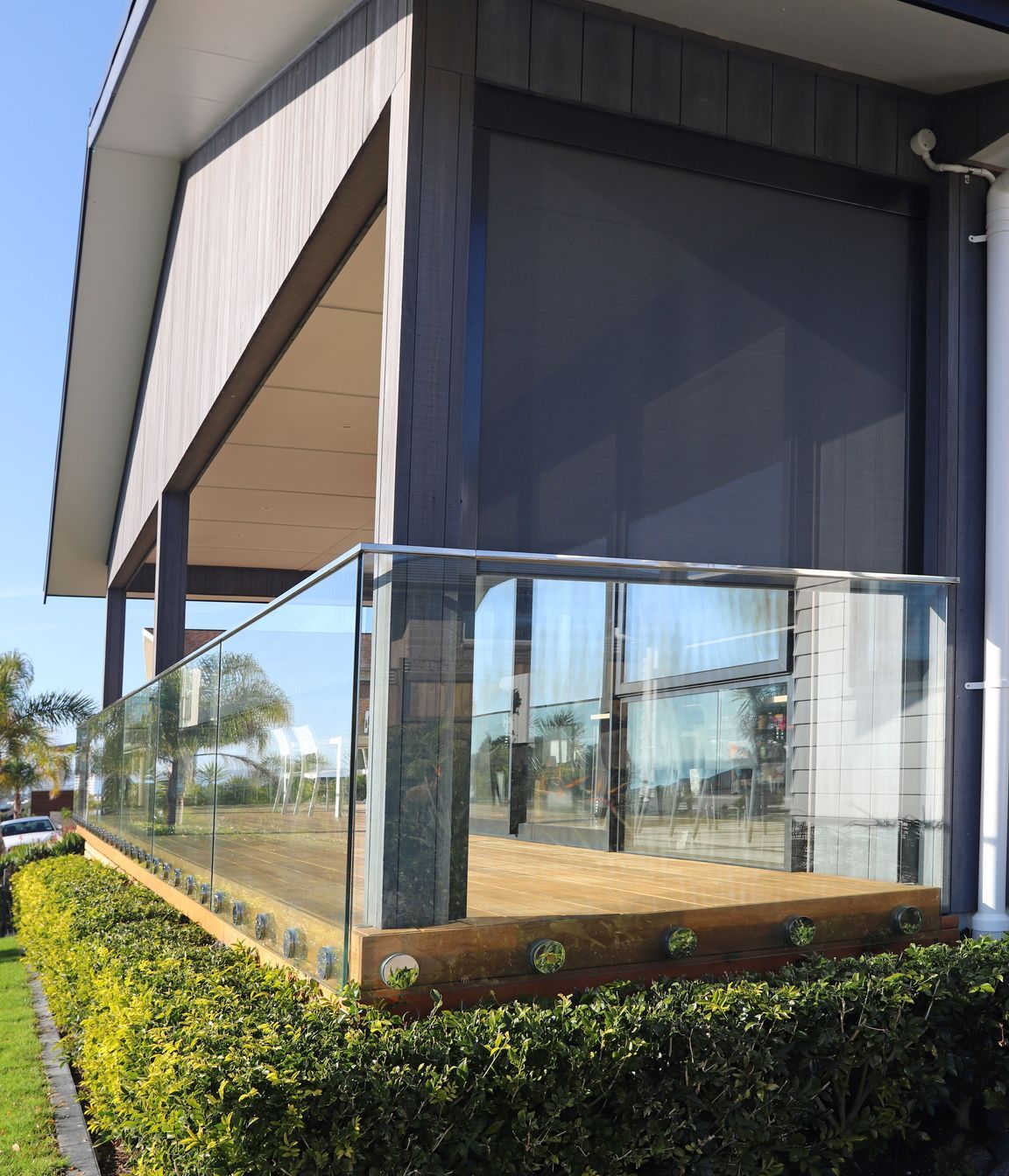Control the breeze with a Securo Exterior Blind